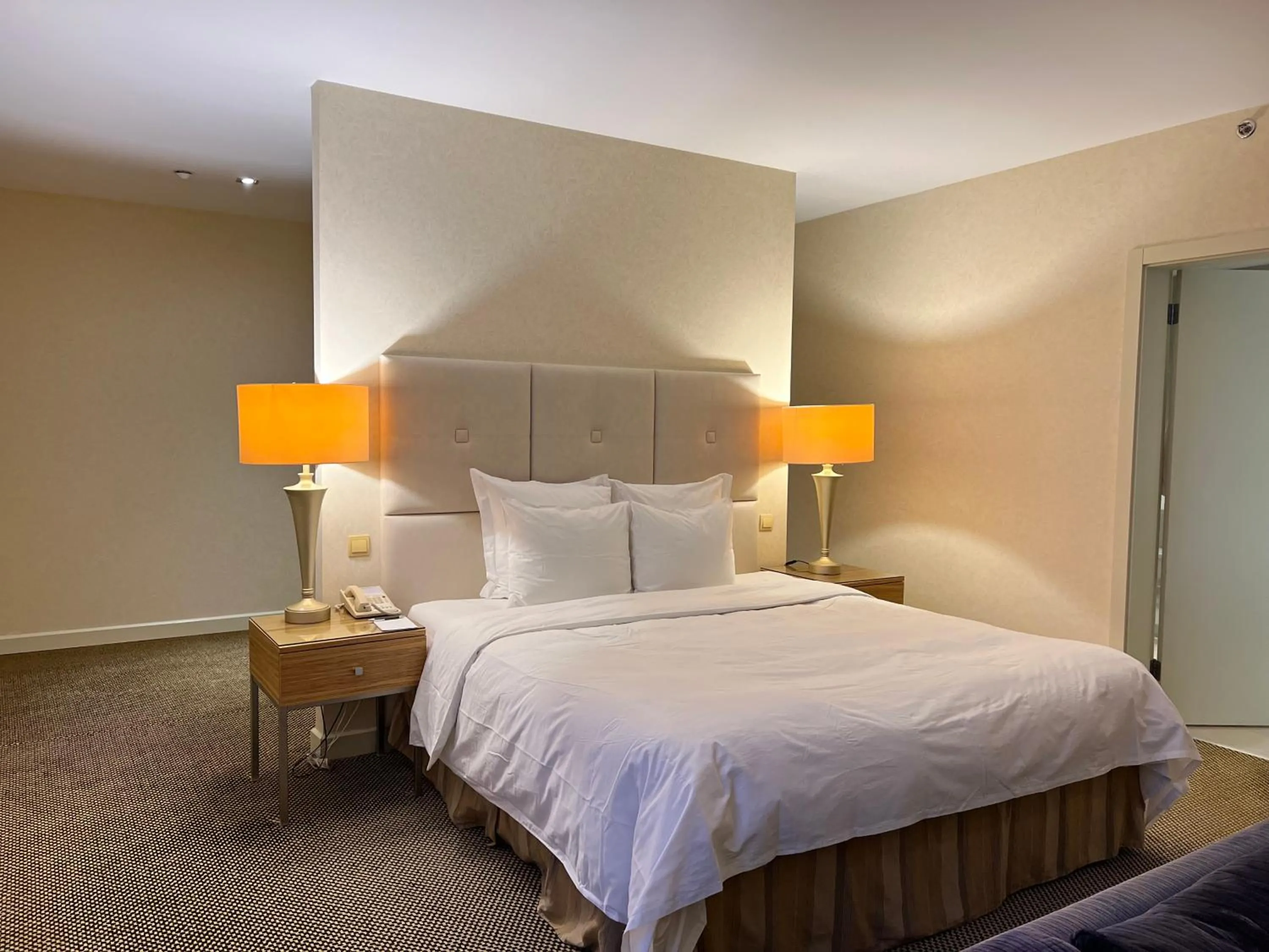 Bedroom, Bed in Renaissance by Crystall