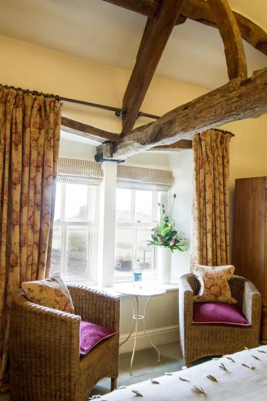 Decorative detail, Bed in The Punch Bowl Inn