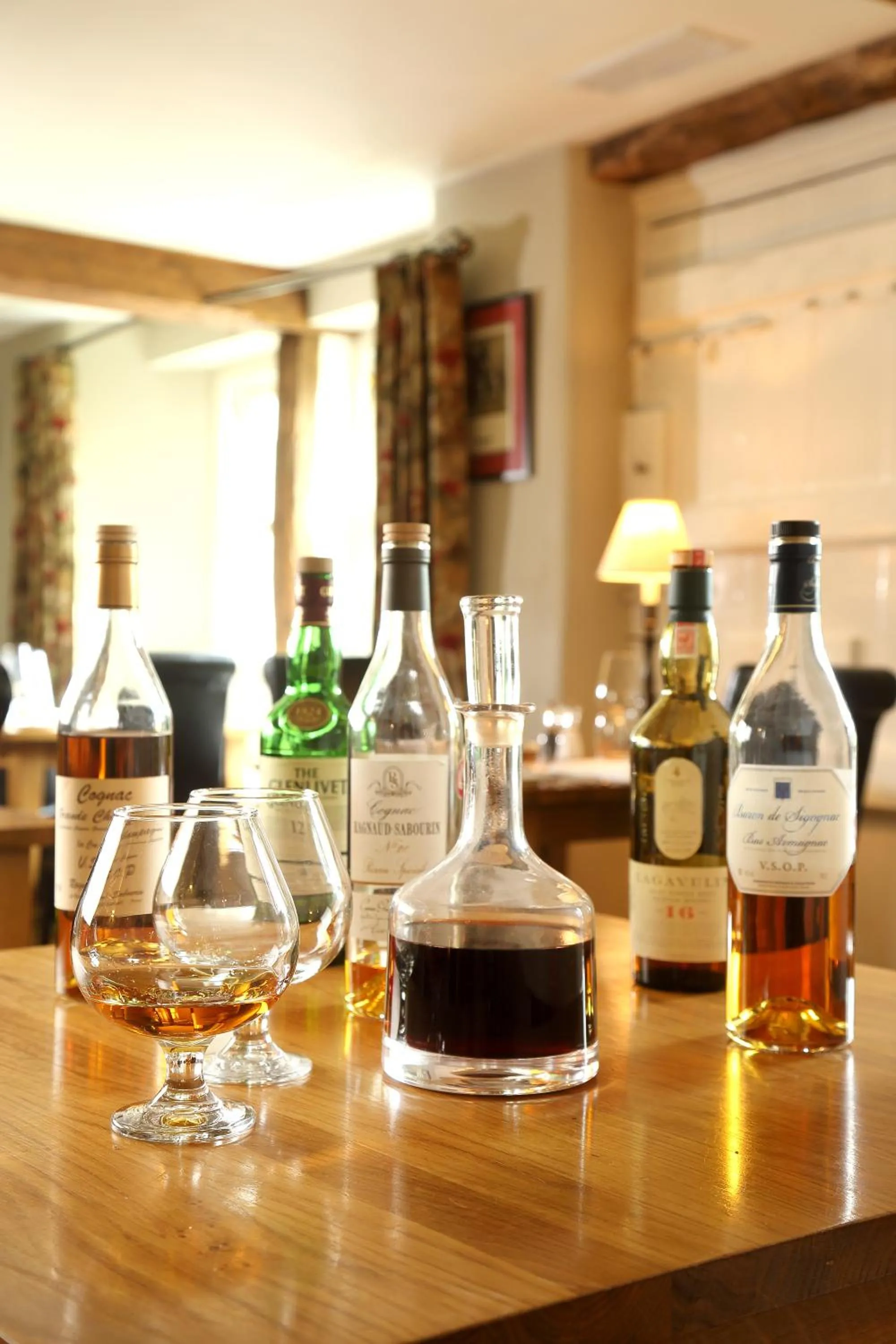 Restaurant/places to eat in The Punch Bowl Inn