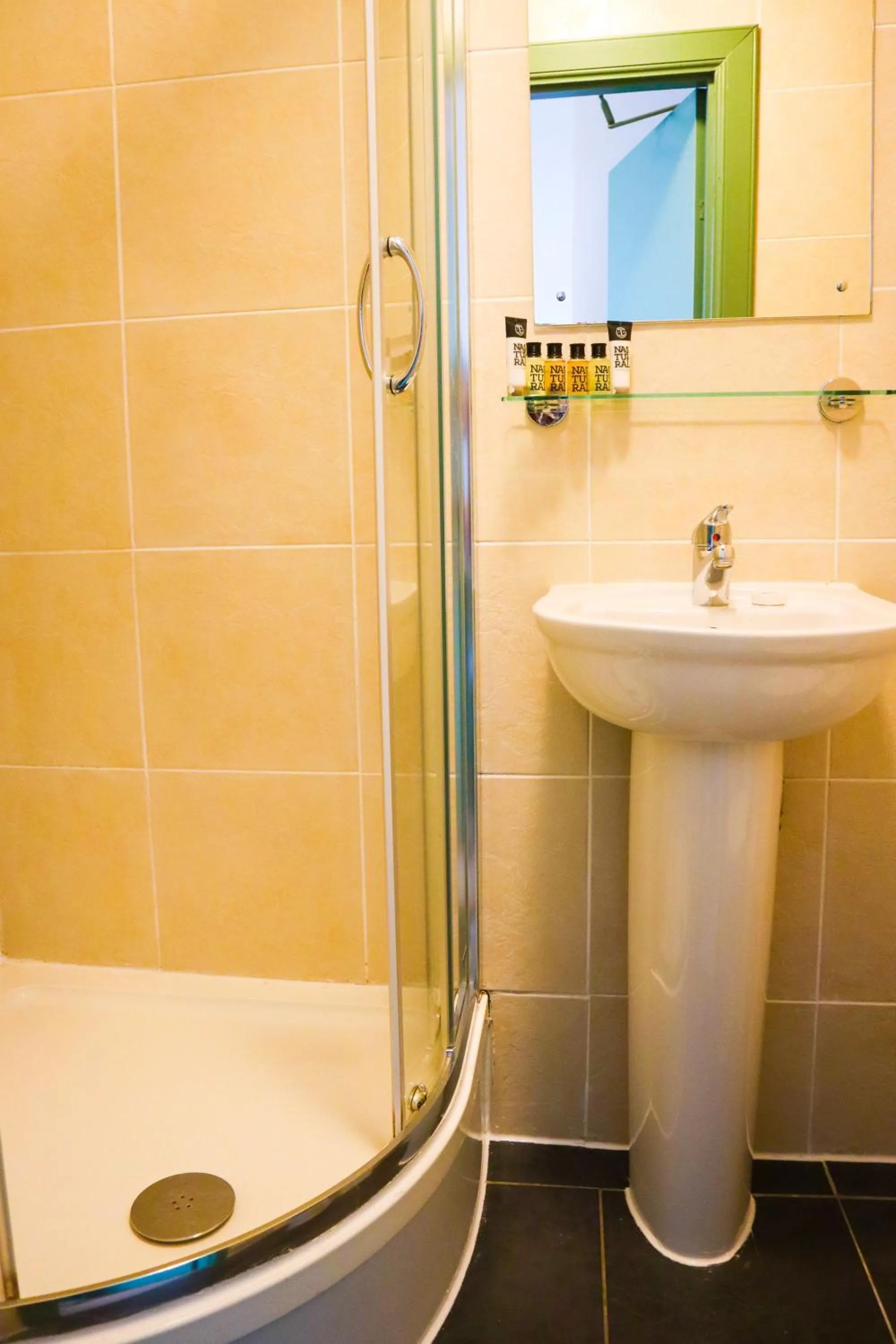 Shower in New Town Guest House (Adults Only)