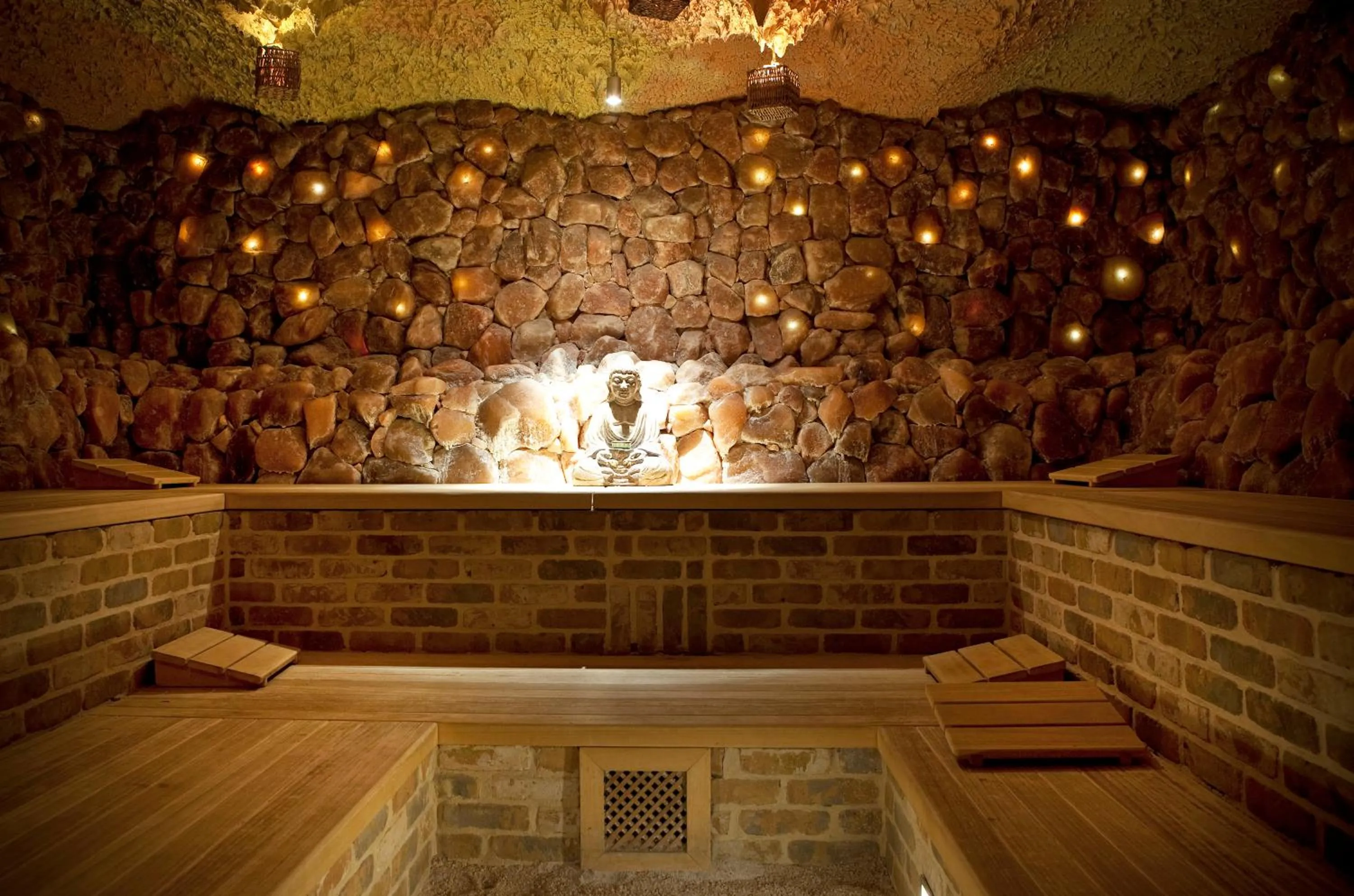 Spa and wellness centre/facilities in Hotel Thermen Mineraal