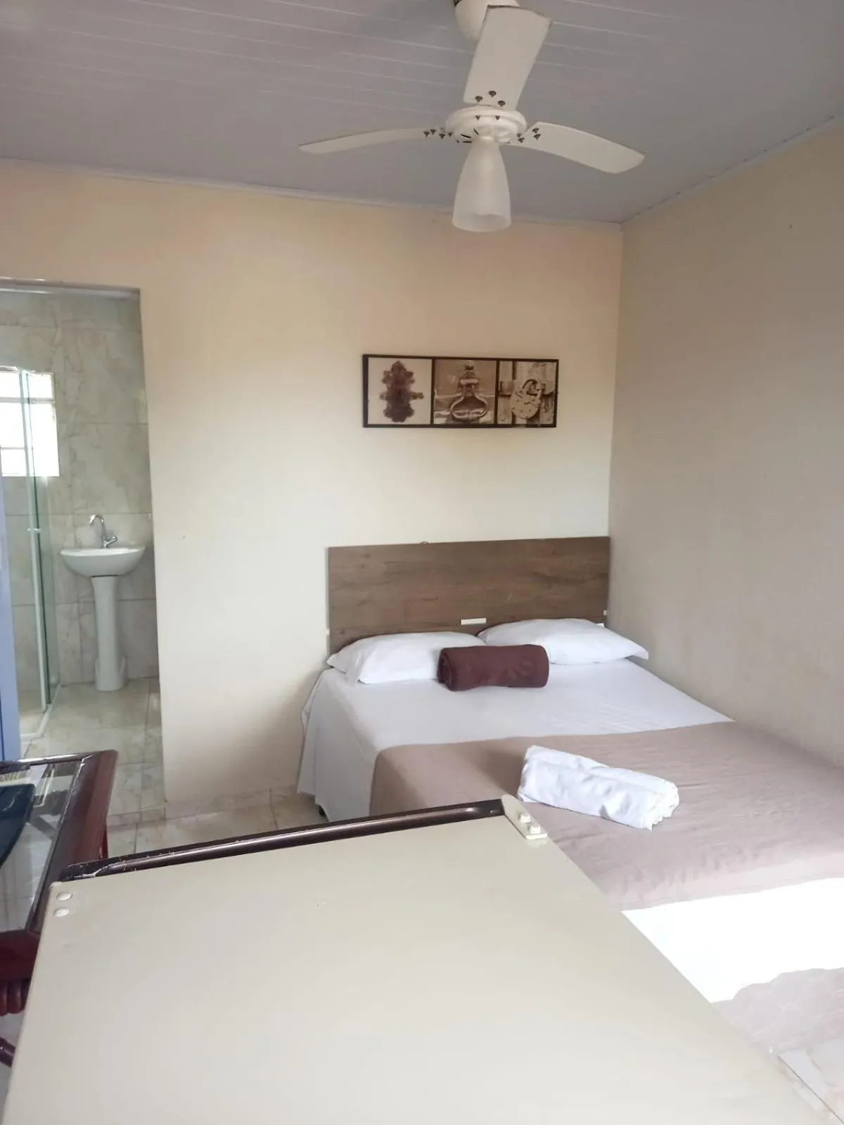 Photo of the whole room in Pousada Zambeze