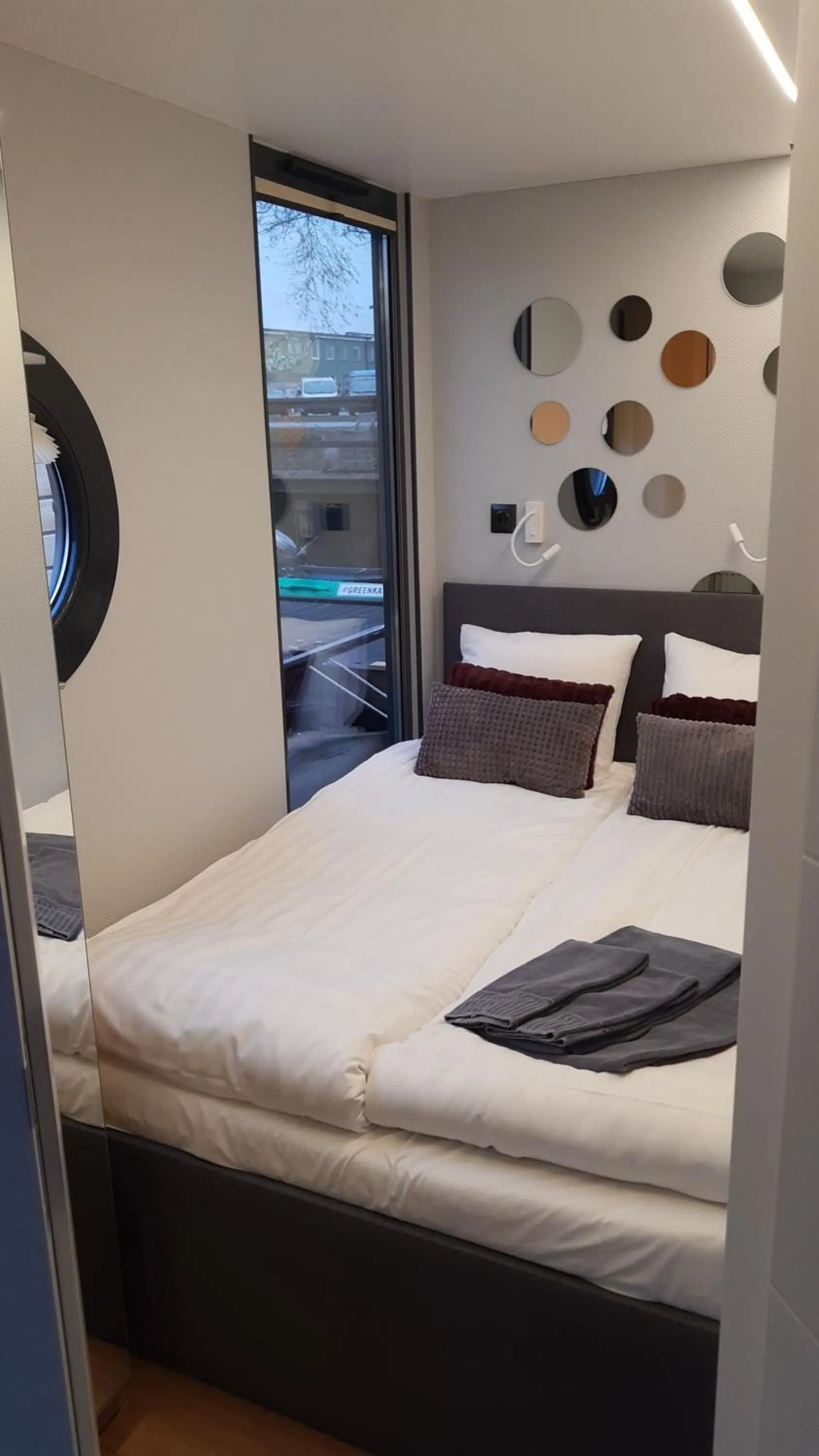 Bed in La Mare Resort