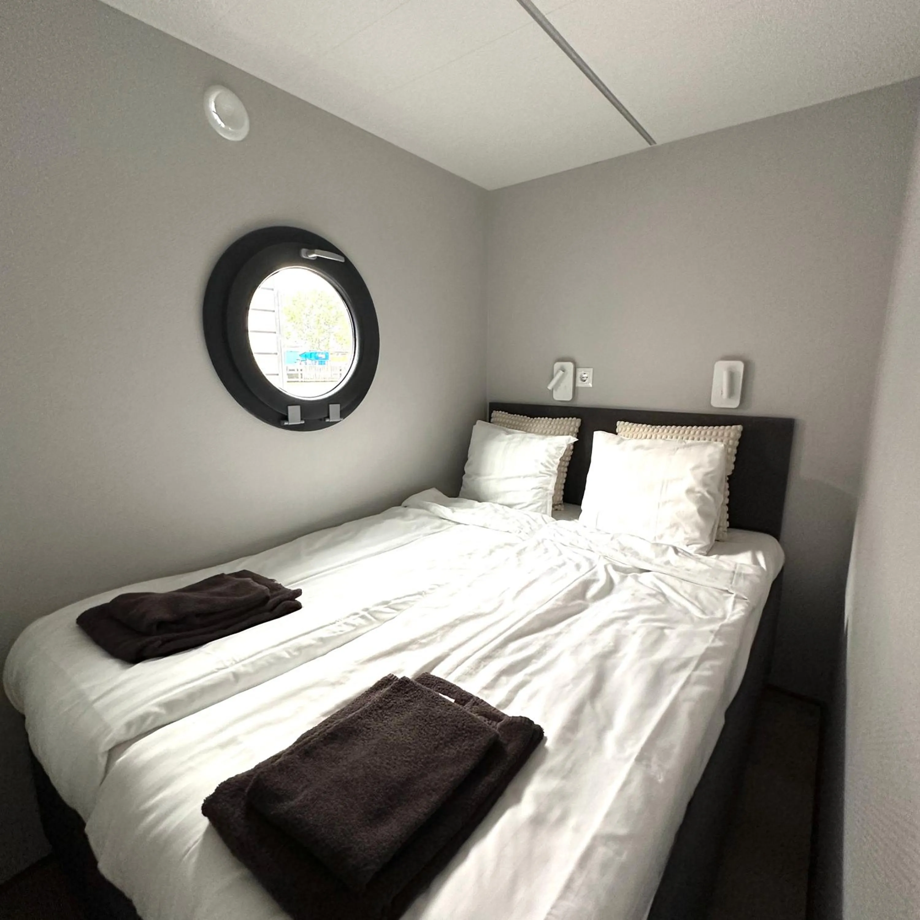 Bed in La Mare Resort