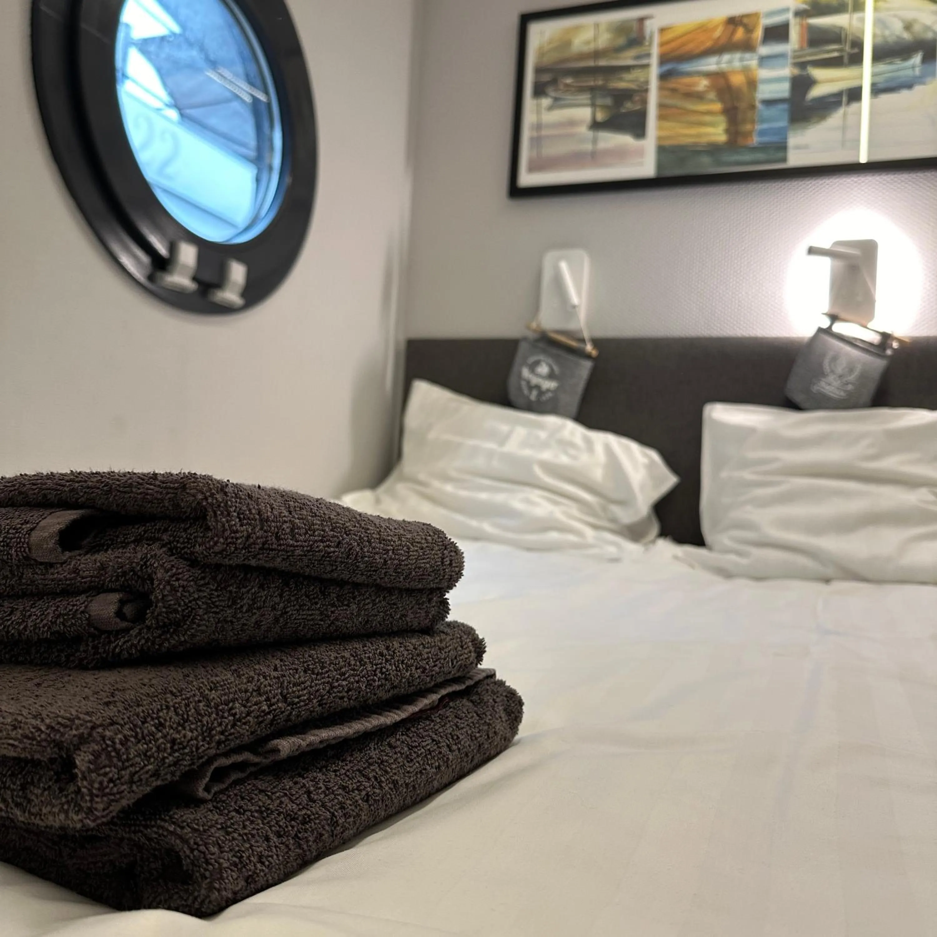 Bed in La Mare Resort