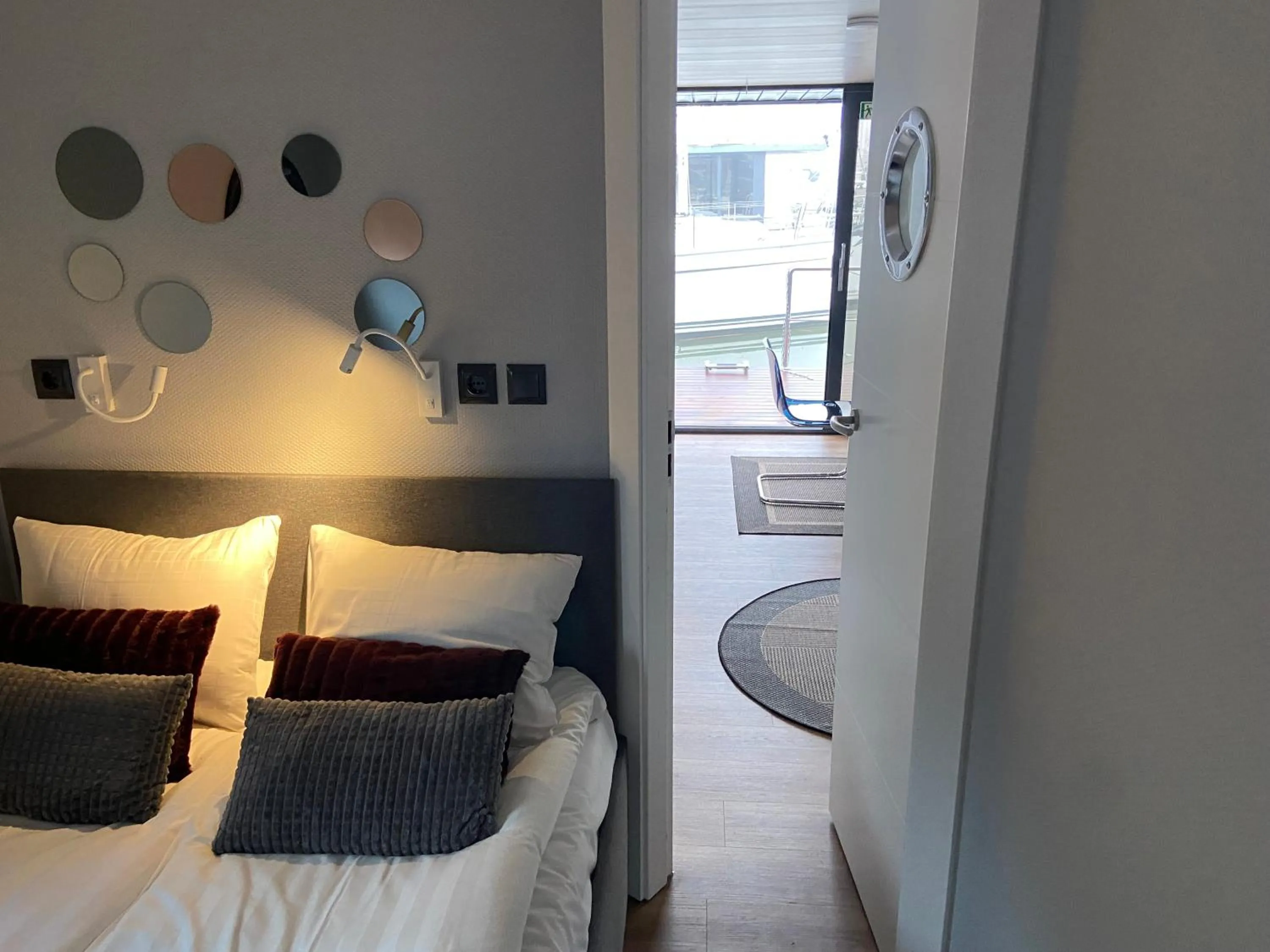 Bed in La Mare Resort