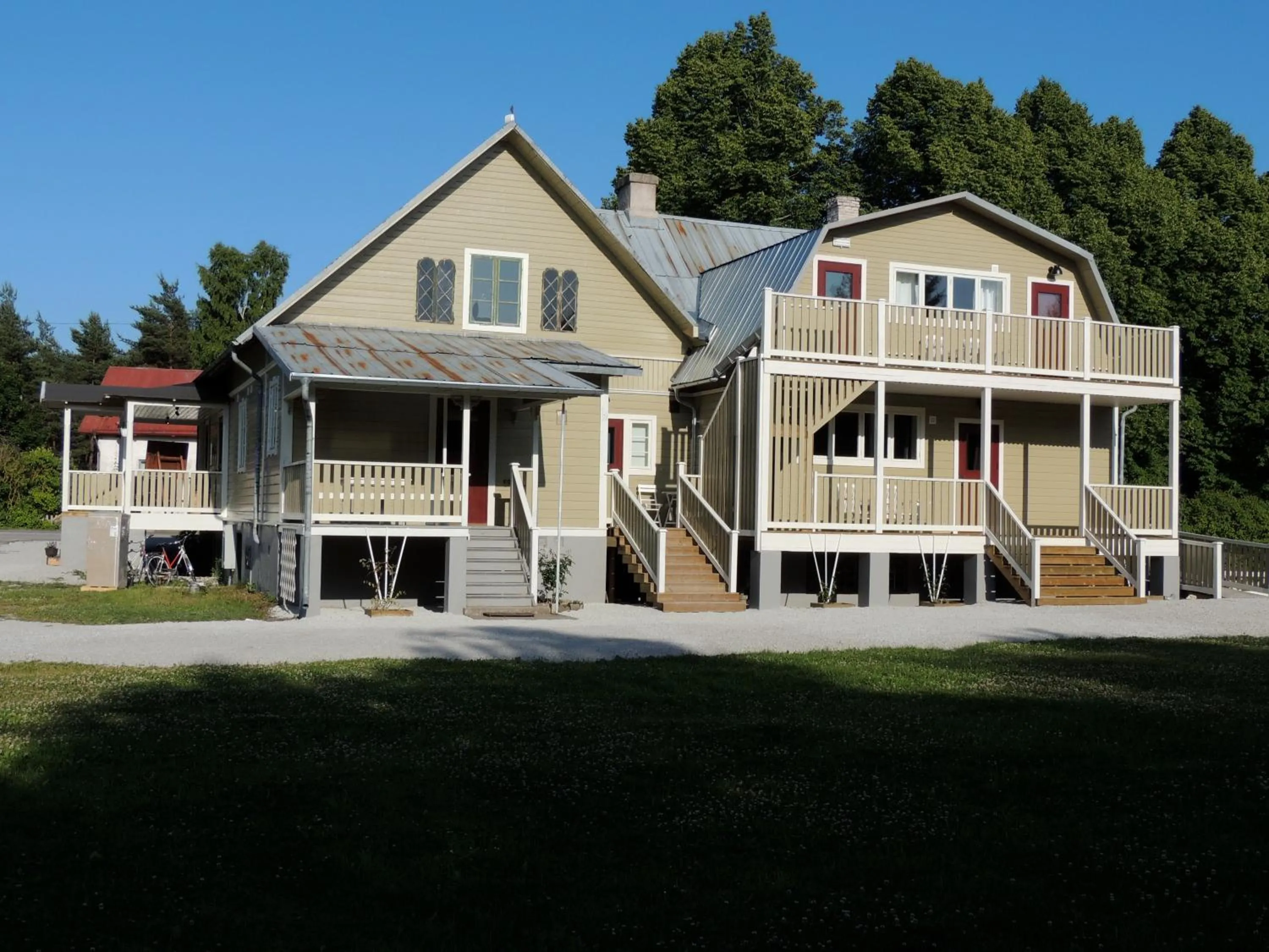 Garden in Ardrebo B&B