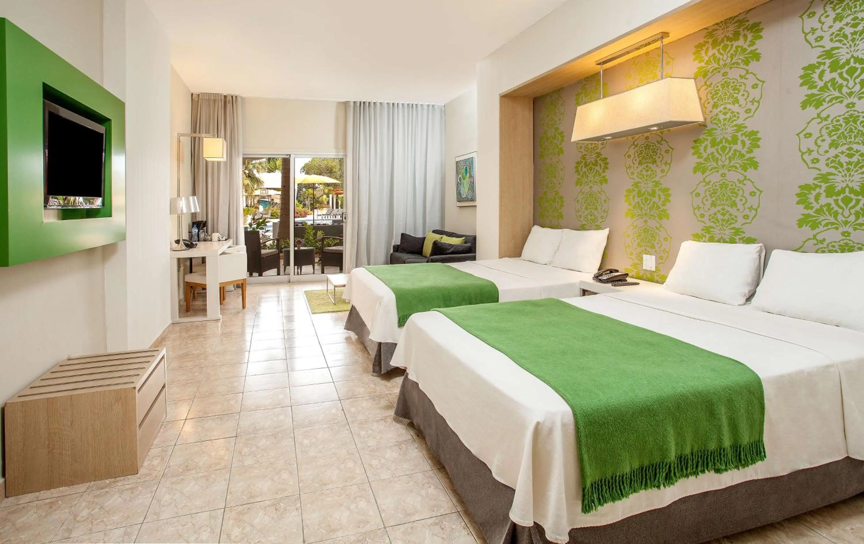 Photo of the whole room, Bed in El Rancho Haiti