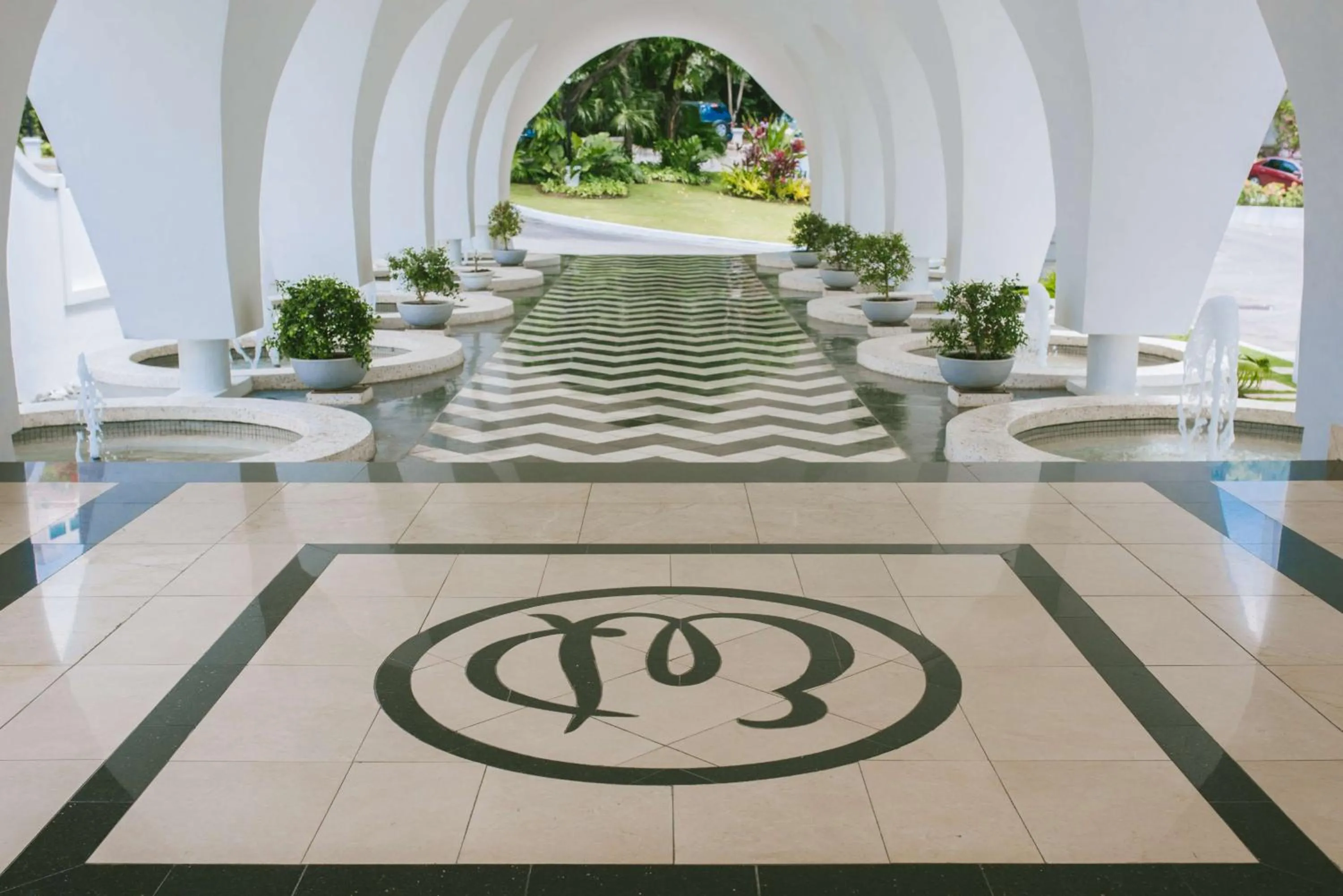 Property building in El Rancho Haiti