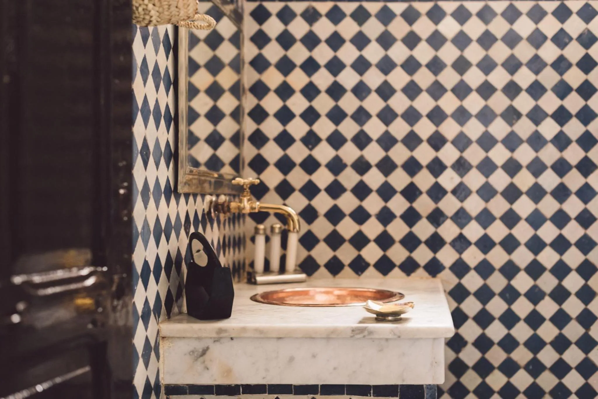 Shower in Riad Tizwa Fes