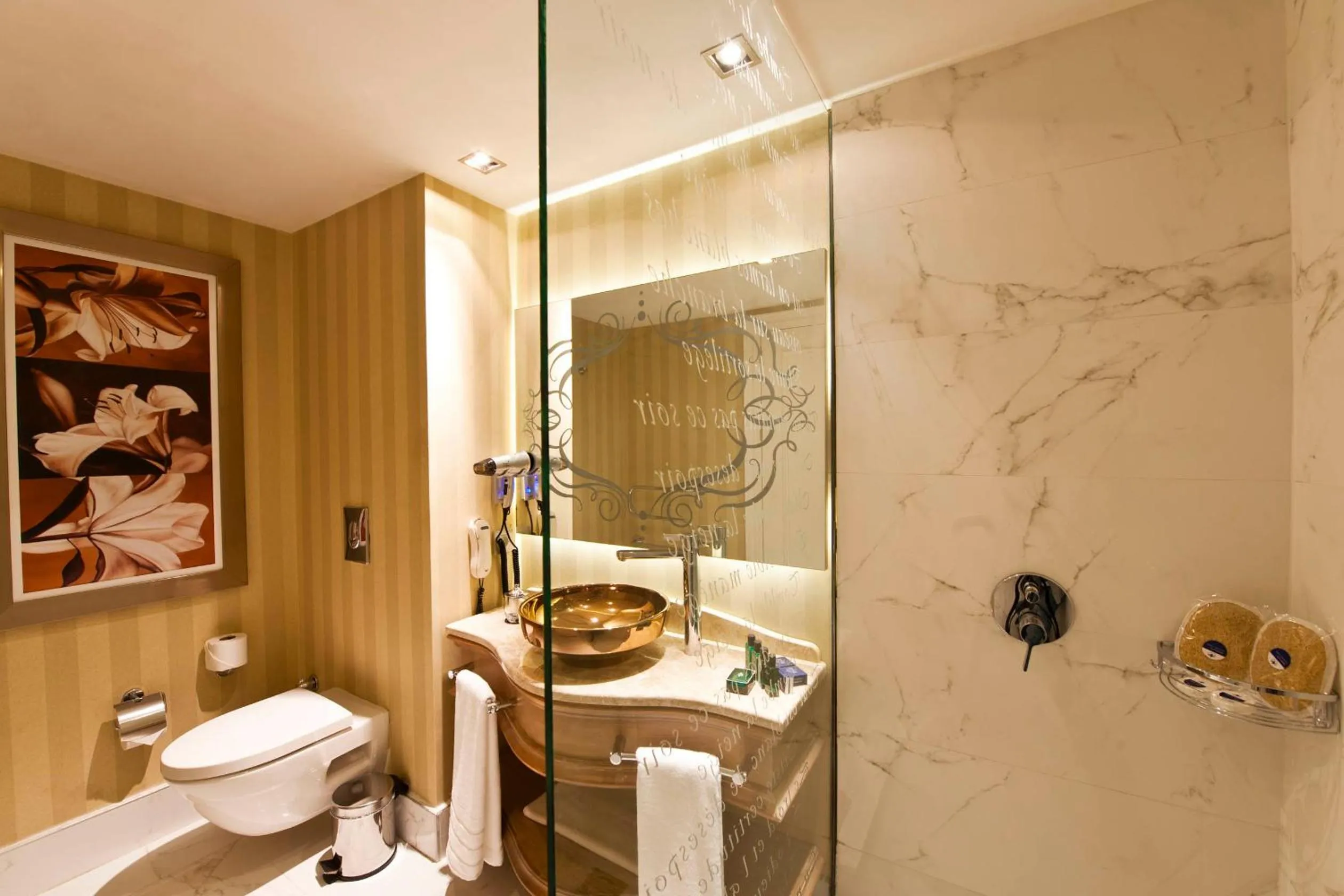 Bathroom in Kaya Palazzo Ski & Mountain Resort