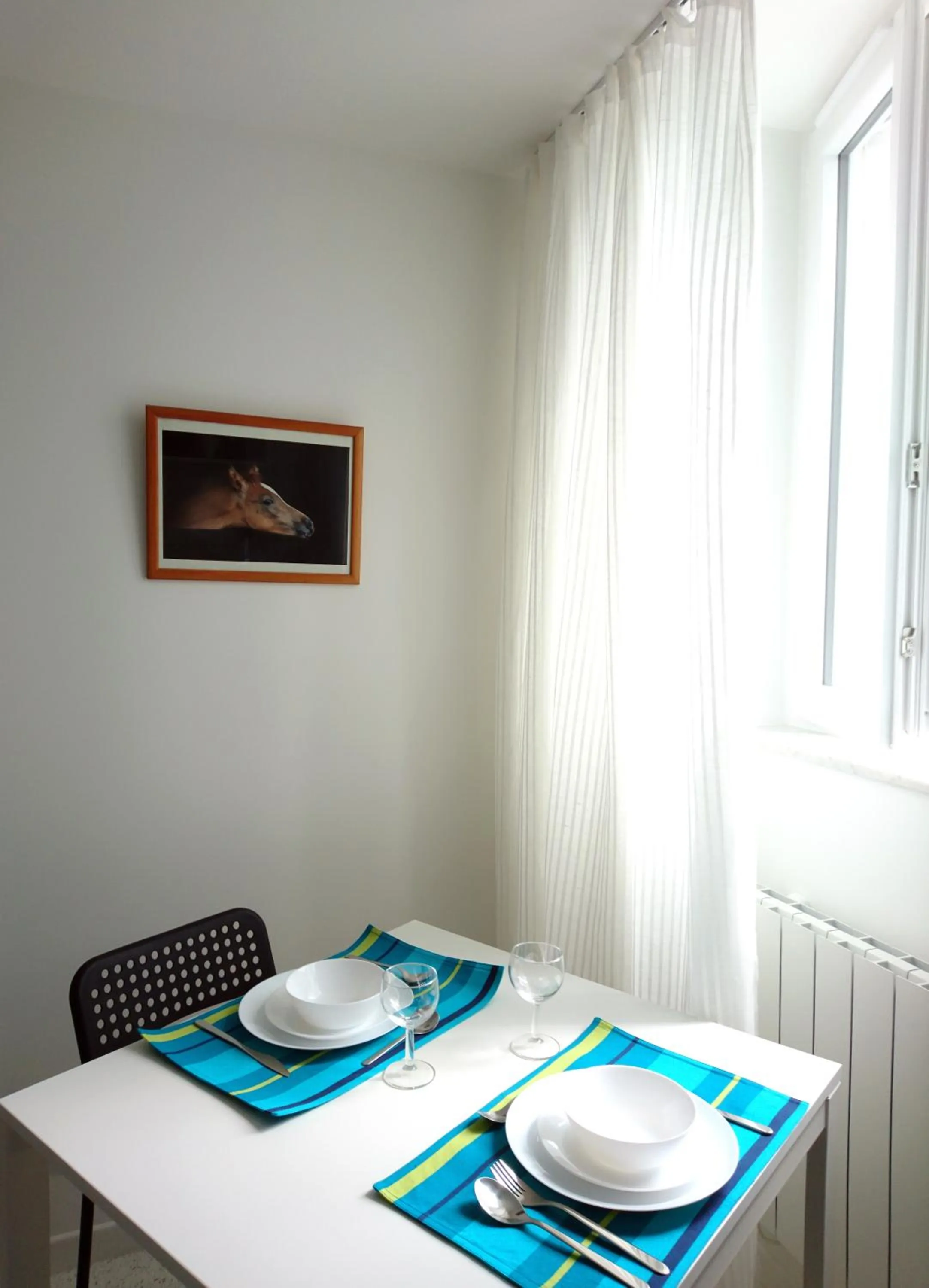 Kitchen or kitchenette in Cool Places