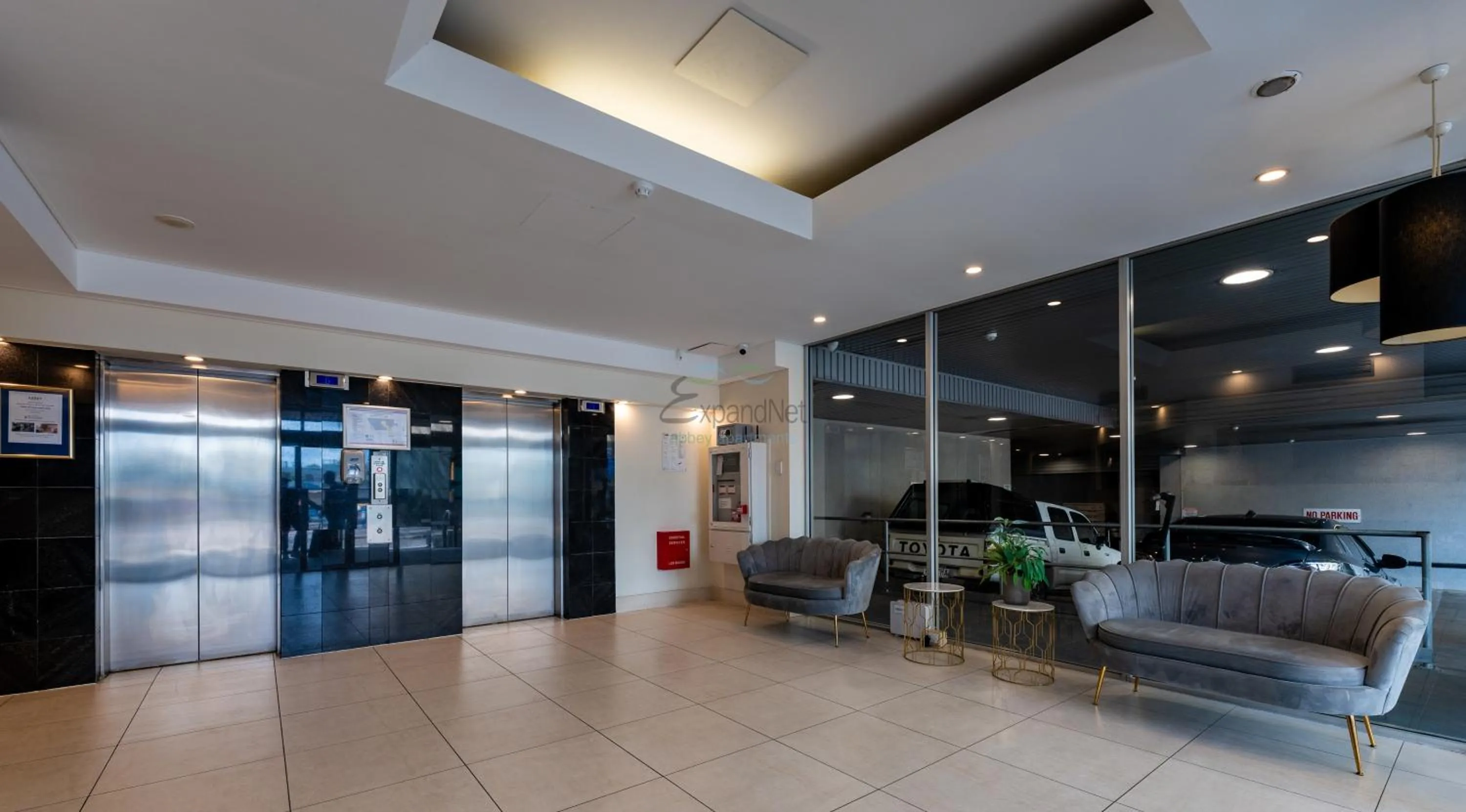 Abbey On Roma Hotel & Apartments