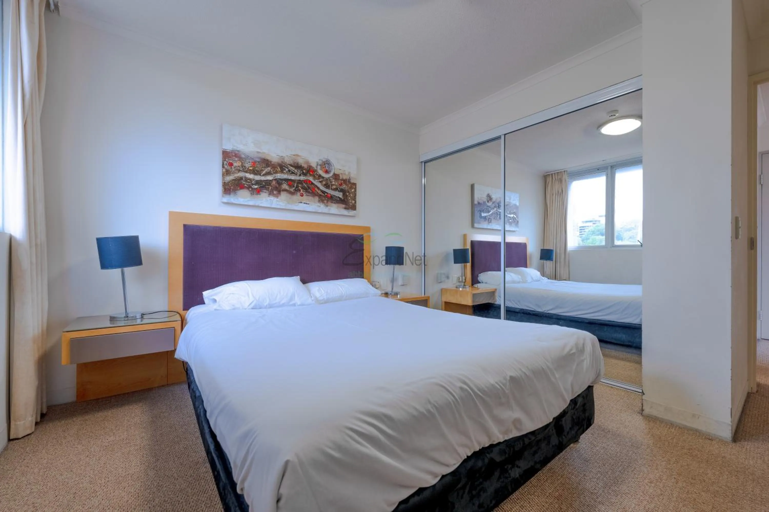 Bed in Abbey On Roma Hotel & Apartments