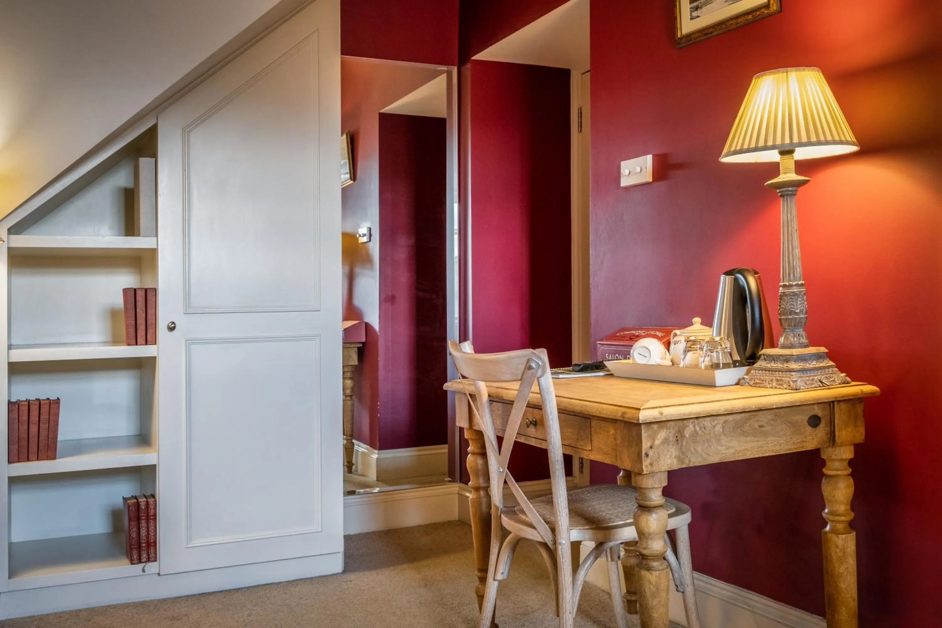 Bedroom in Buccleuch and Queensberry Arms Hotel