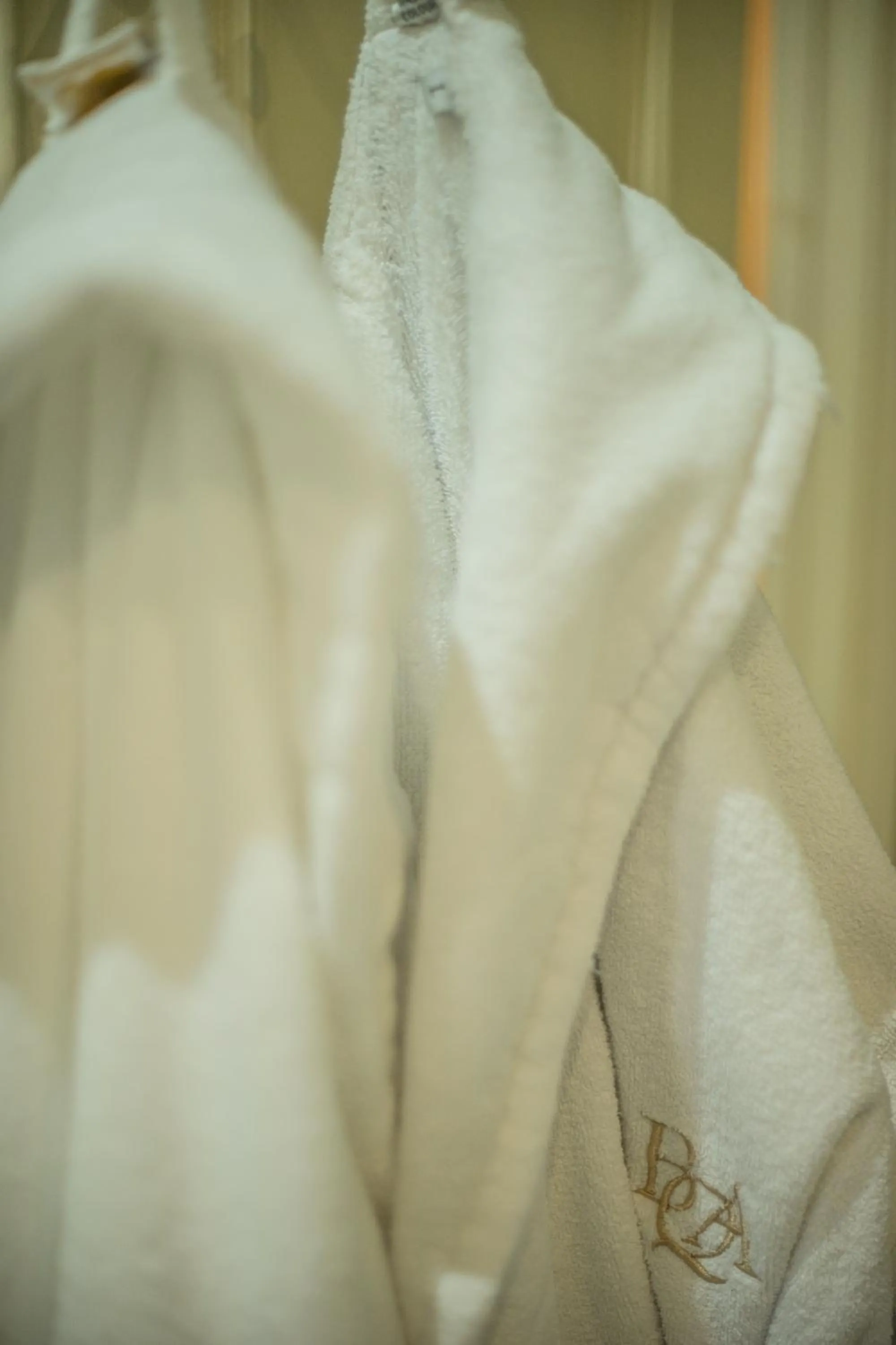 wardrobe in Buccleuch and Queensberry Arms Hotel