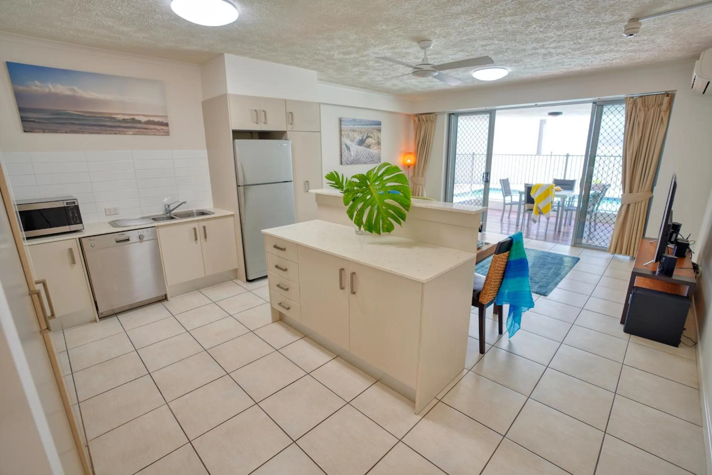 Kitchen or kitchenette in Coolum At The Beach