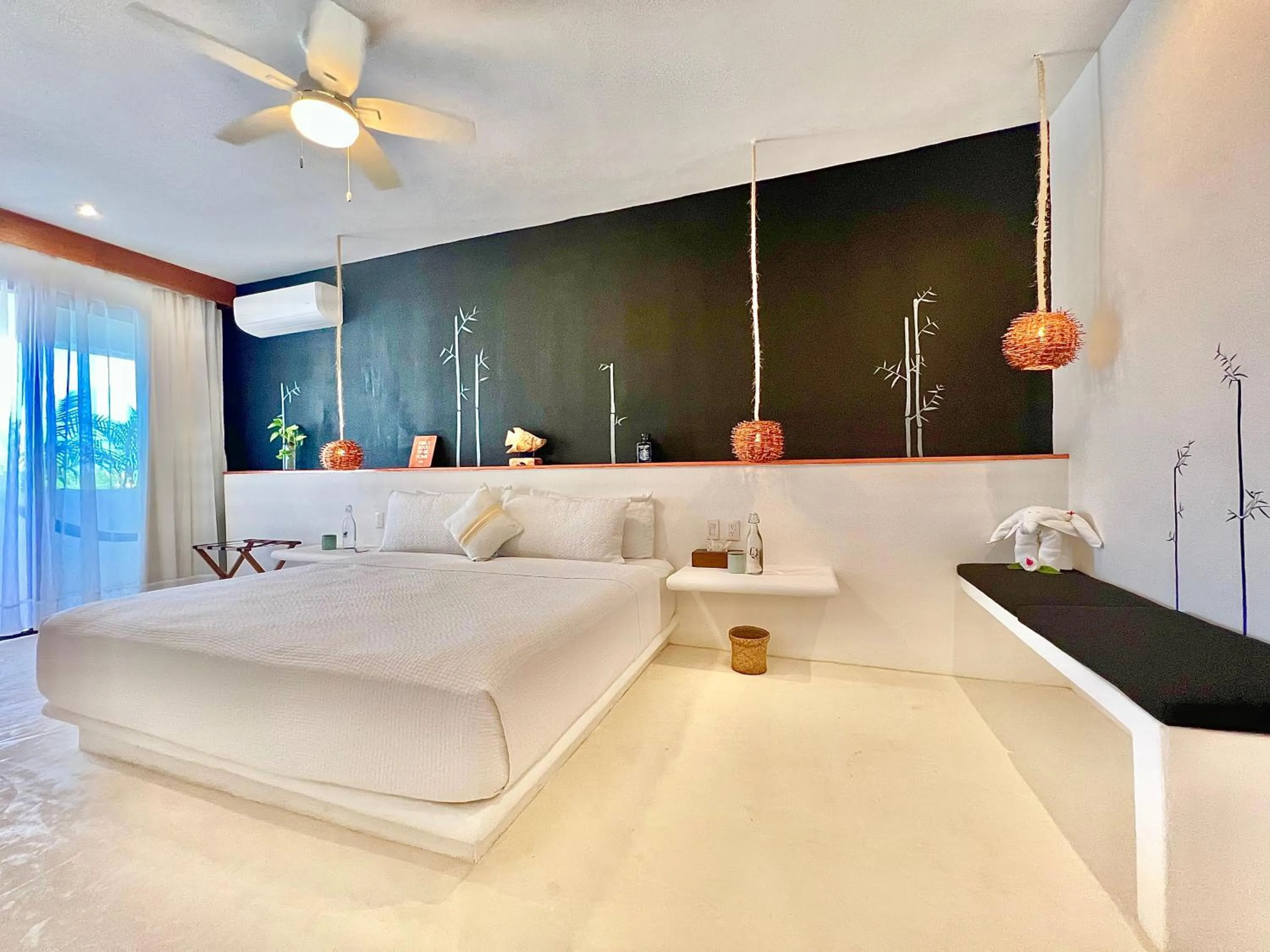 Bedroom, Bed in Hotel Casa HX - Adults Only