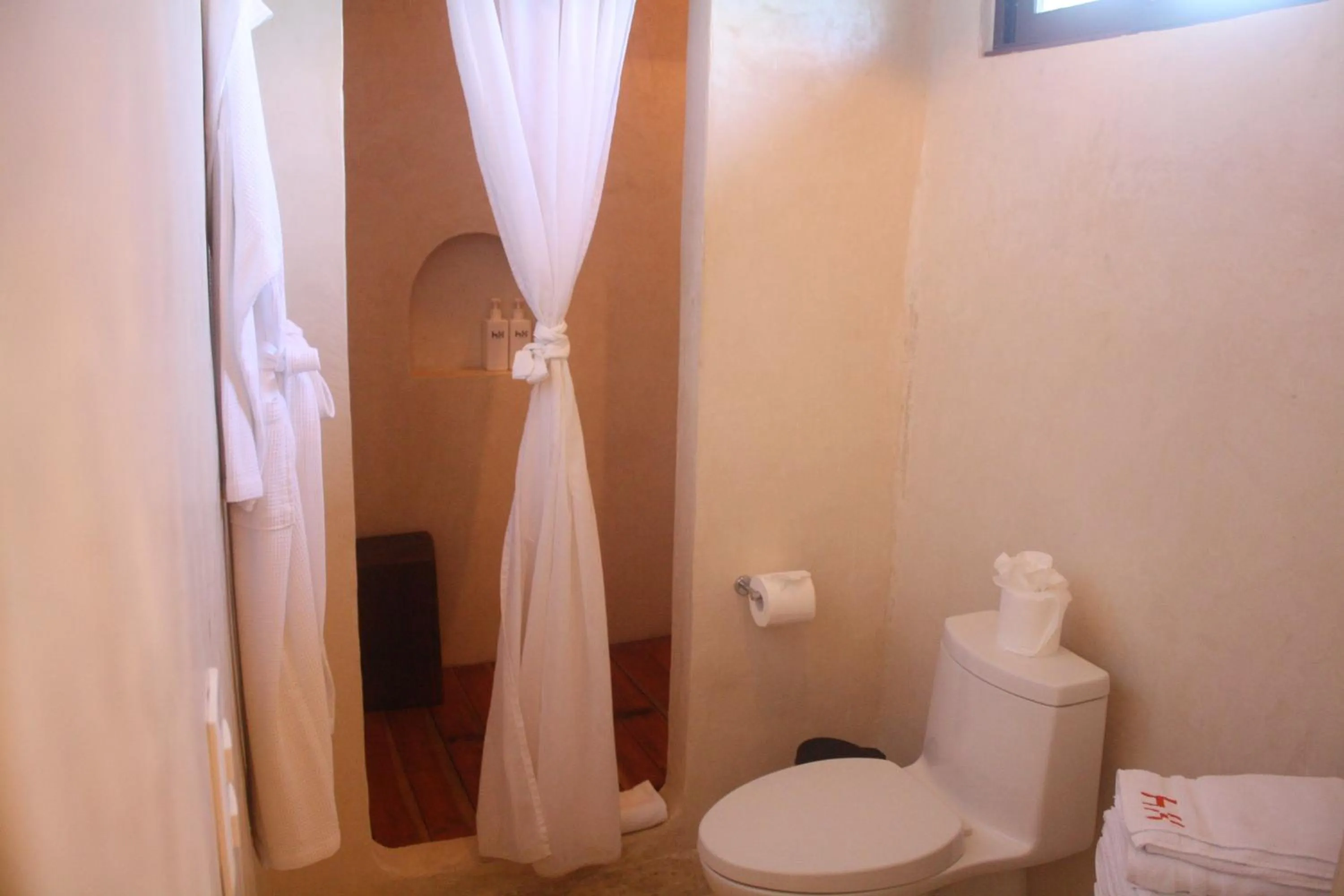 Toilet in Hotel Casa HX - Adults Only