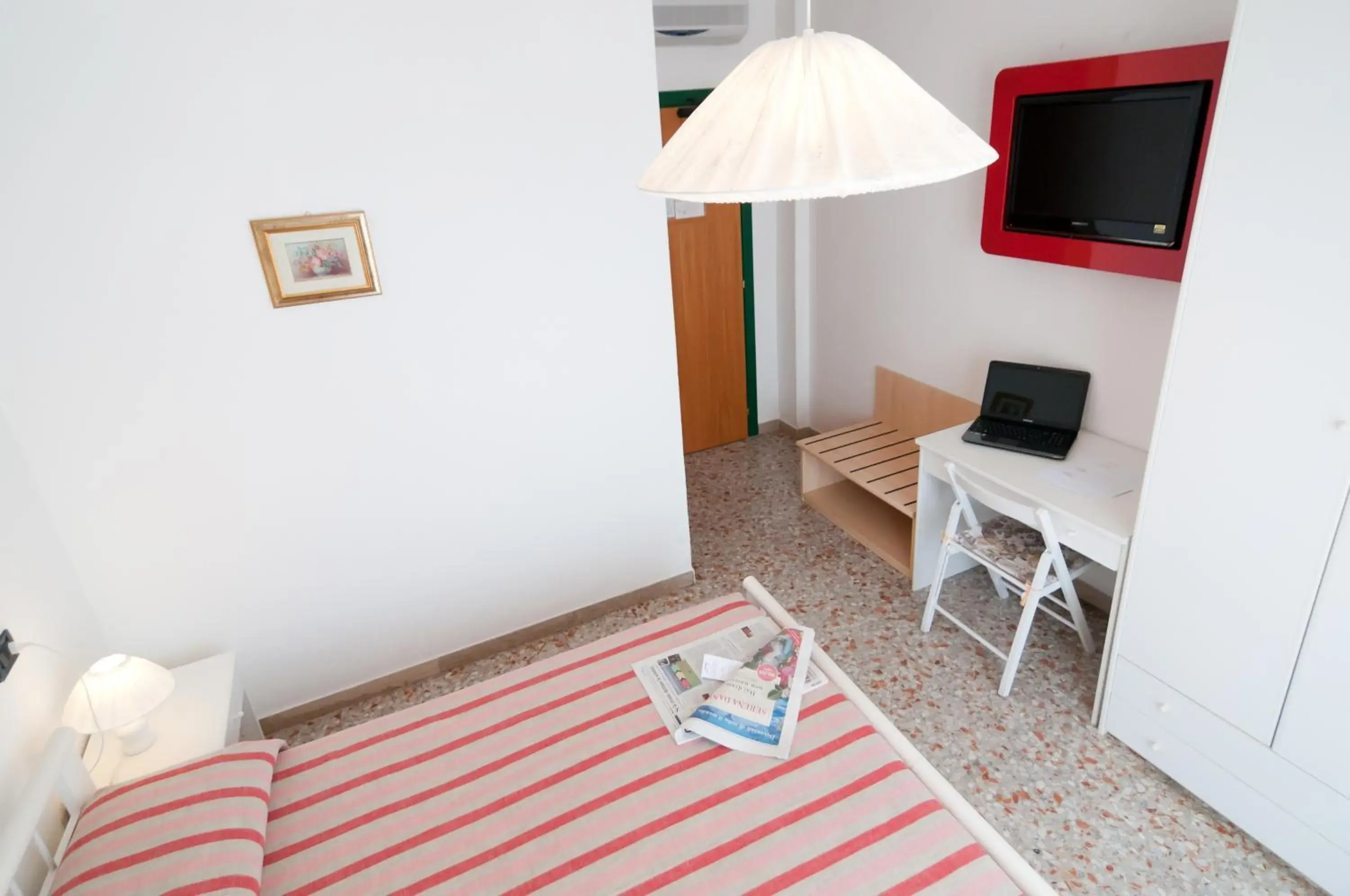 Double or Twin Room with Balcony in Hotel Milan Double or Twin Room with Balcony in Hotel Milan