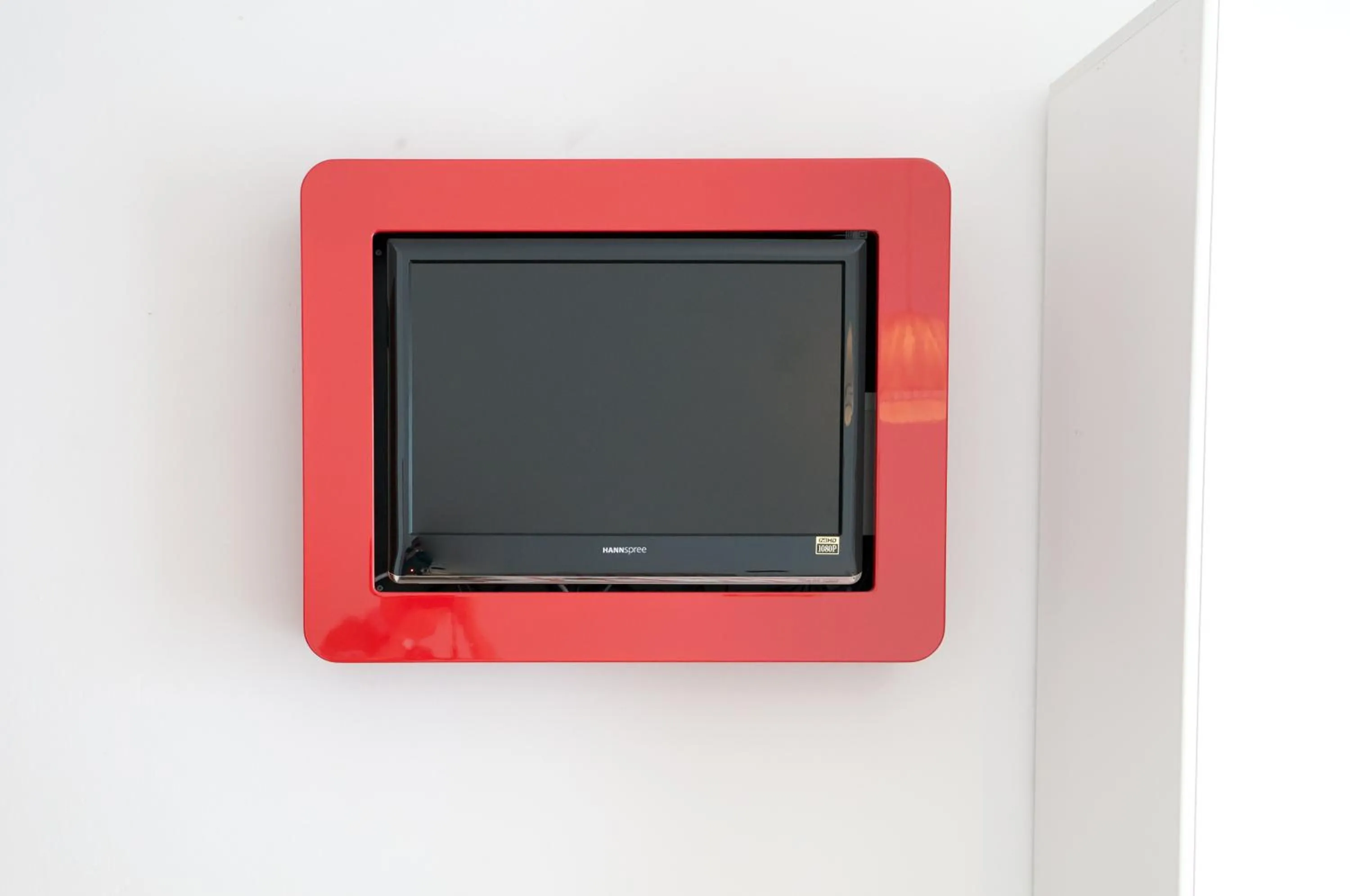 TV and multimedia in Hotel Milan