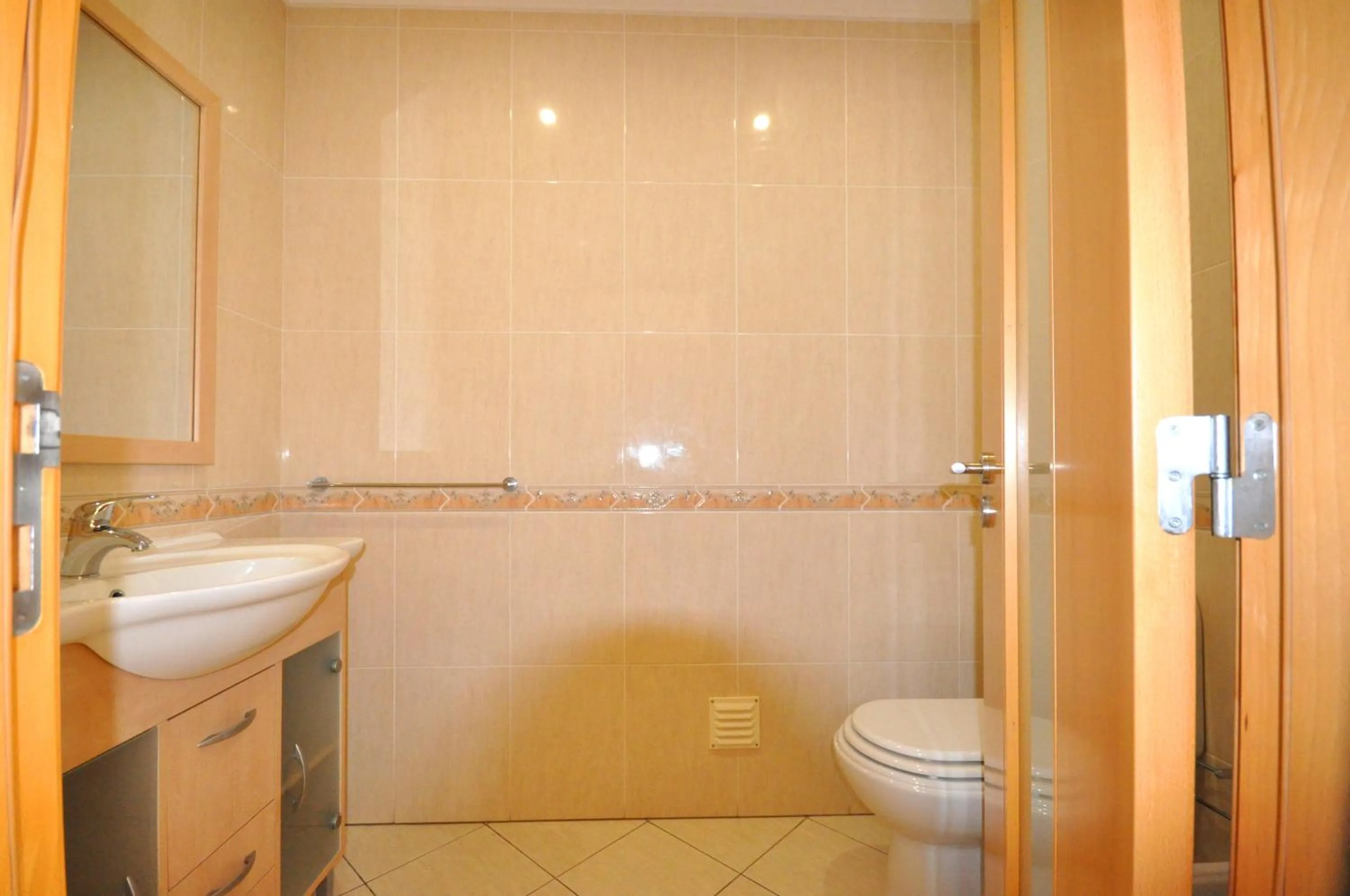 Toilet in Large 3 bedroom private pool villa in Vilasol Resort