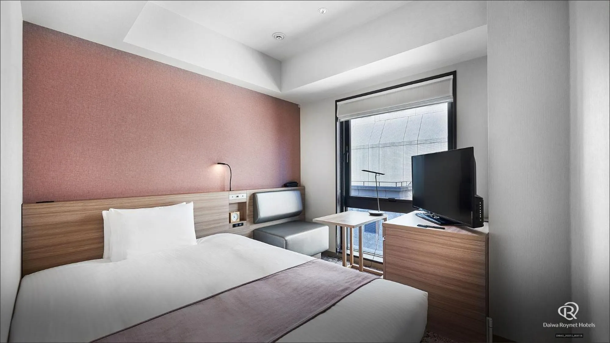 Bed in Daiwa Roynet Hotel Shimbashi