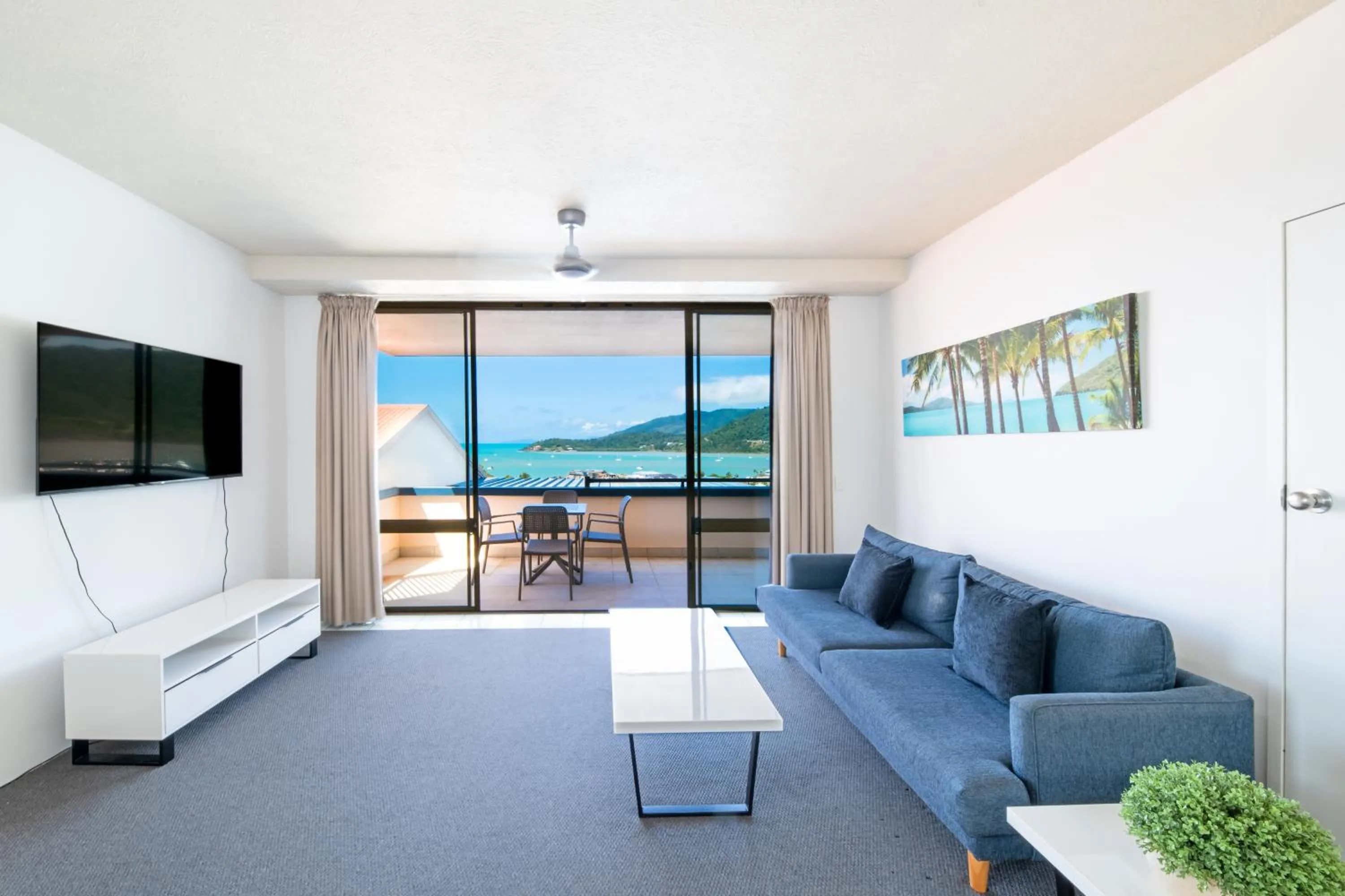 TV and multimedia in Whitsunday Terraces Resort