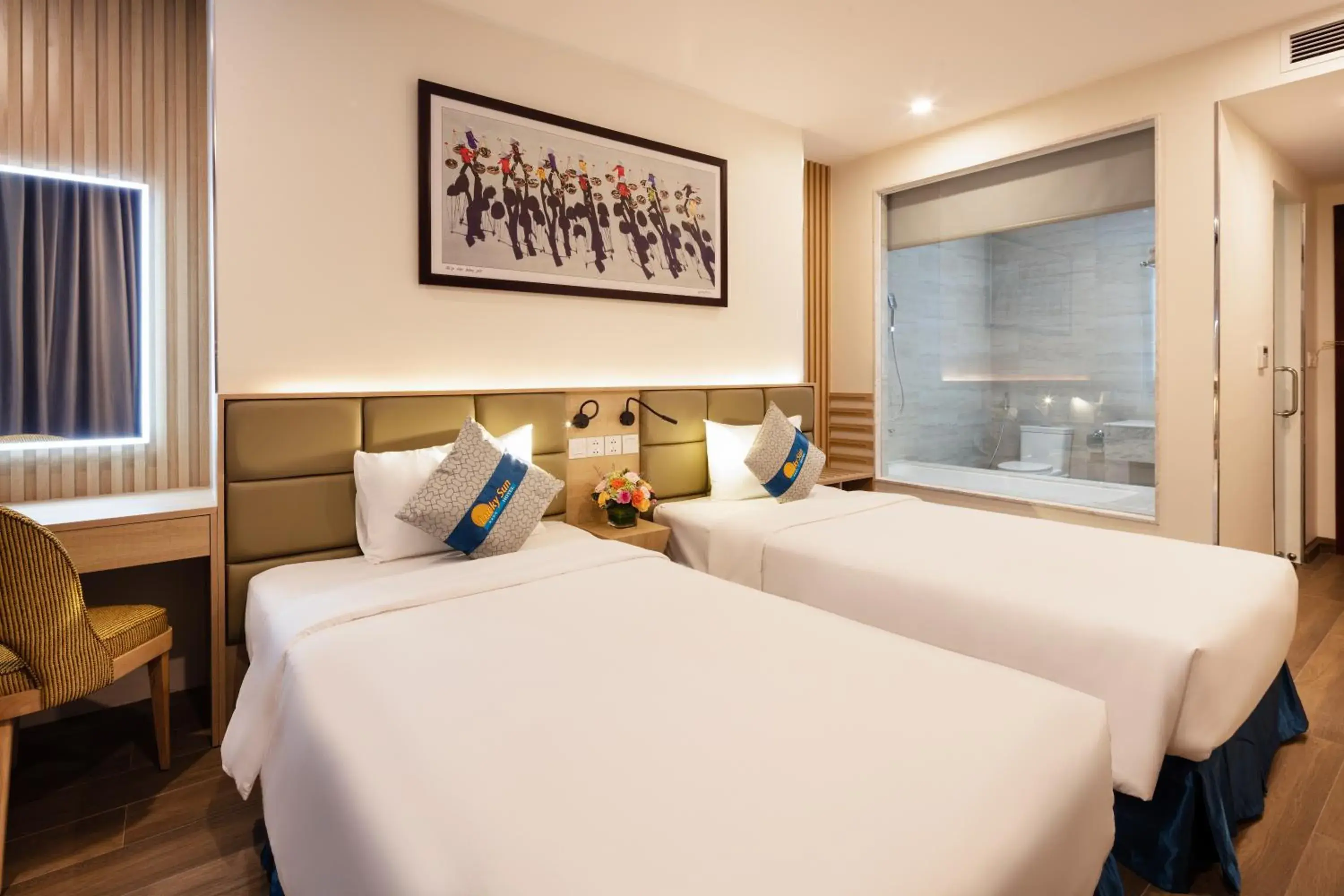 Superior Double or Twin Room with City View in Lucky Sun Hotel Nha Trang Beach Superior Double or Twin Room with City View in Lucky Sun Hotel Nha Trang Beach