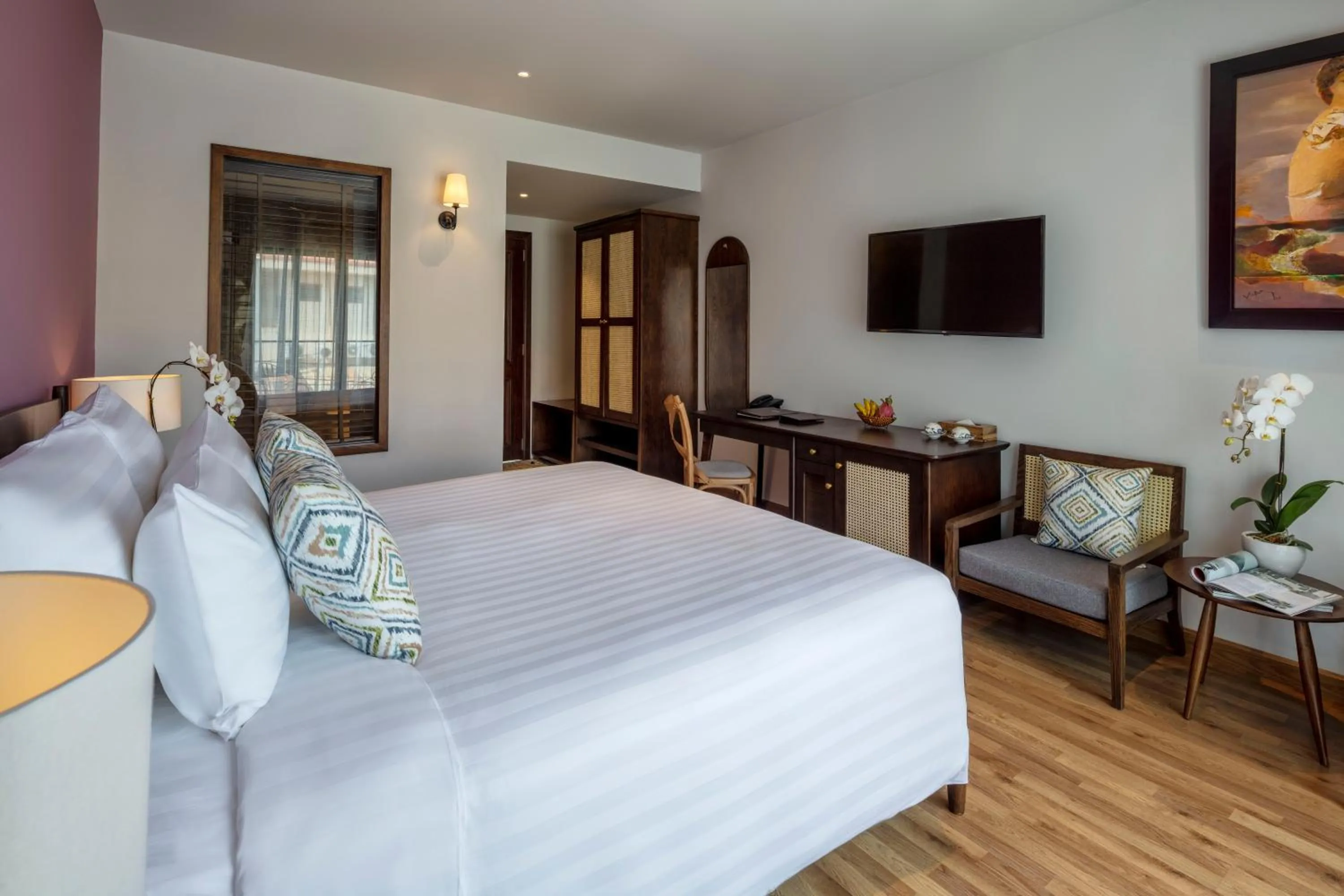 Pool view, Bed in Salmalia Boutique Hotel & Spa