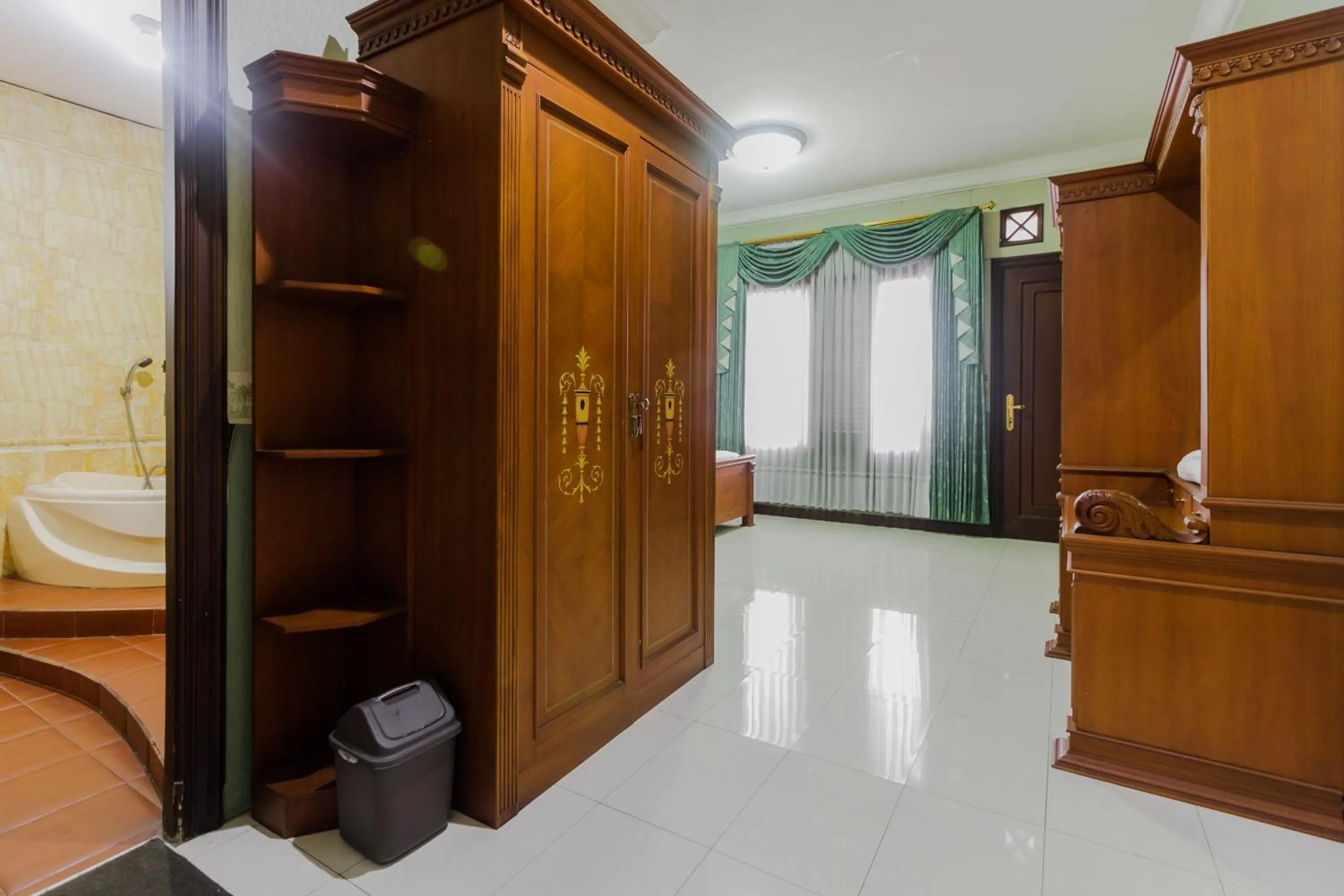 Bedroom, Bed in RedDoorz Syariah @ Cipanas