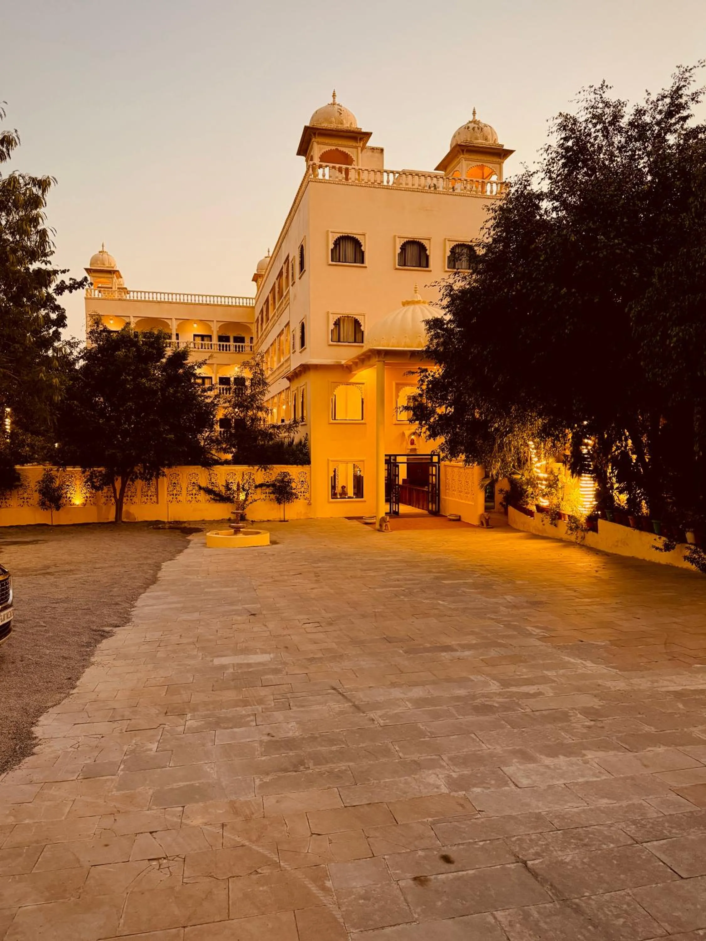 Facade/entrance in Atulya Niwas