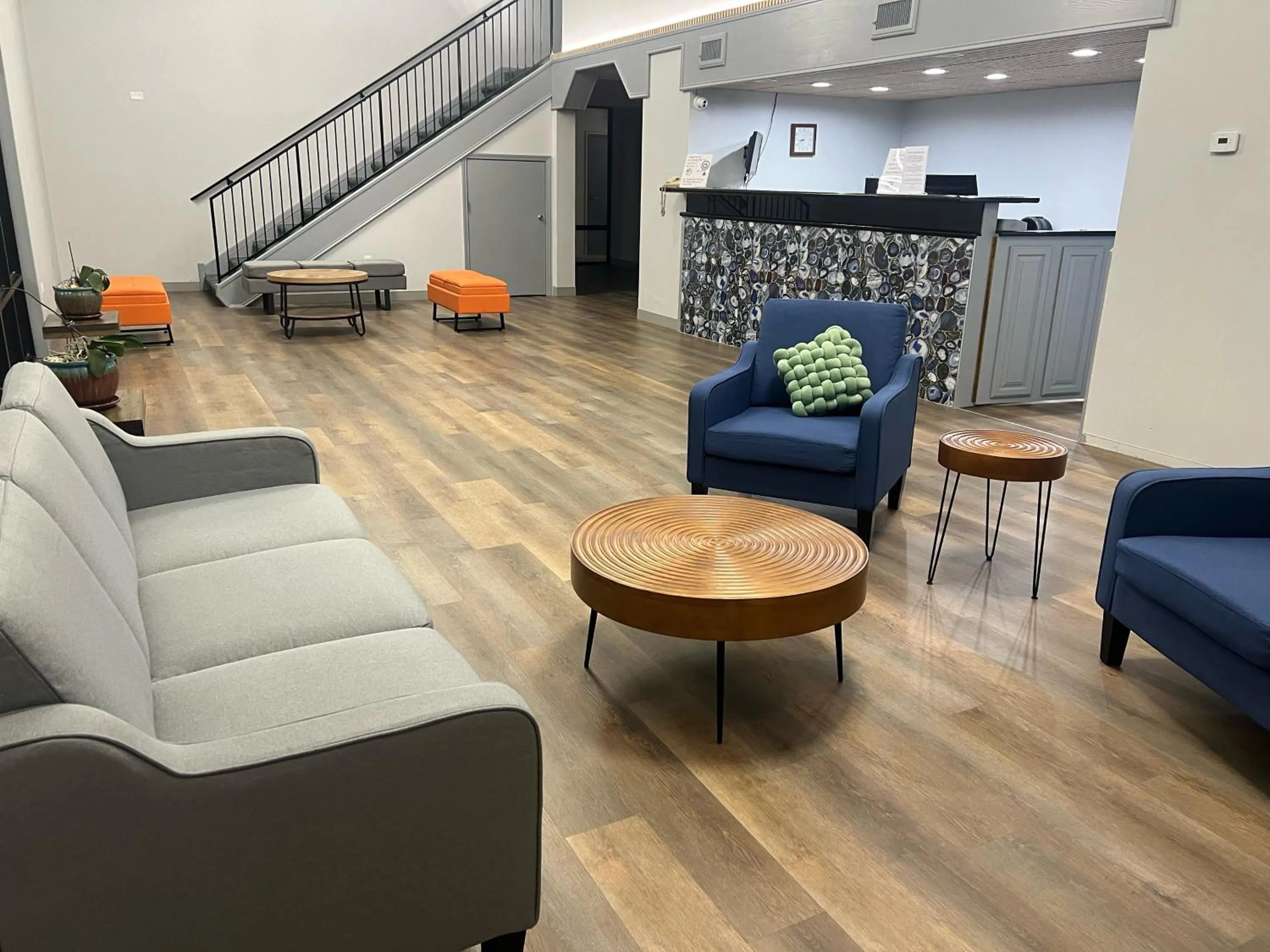 Lobby or reception in Walnut Inn Roland