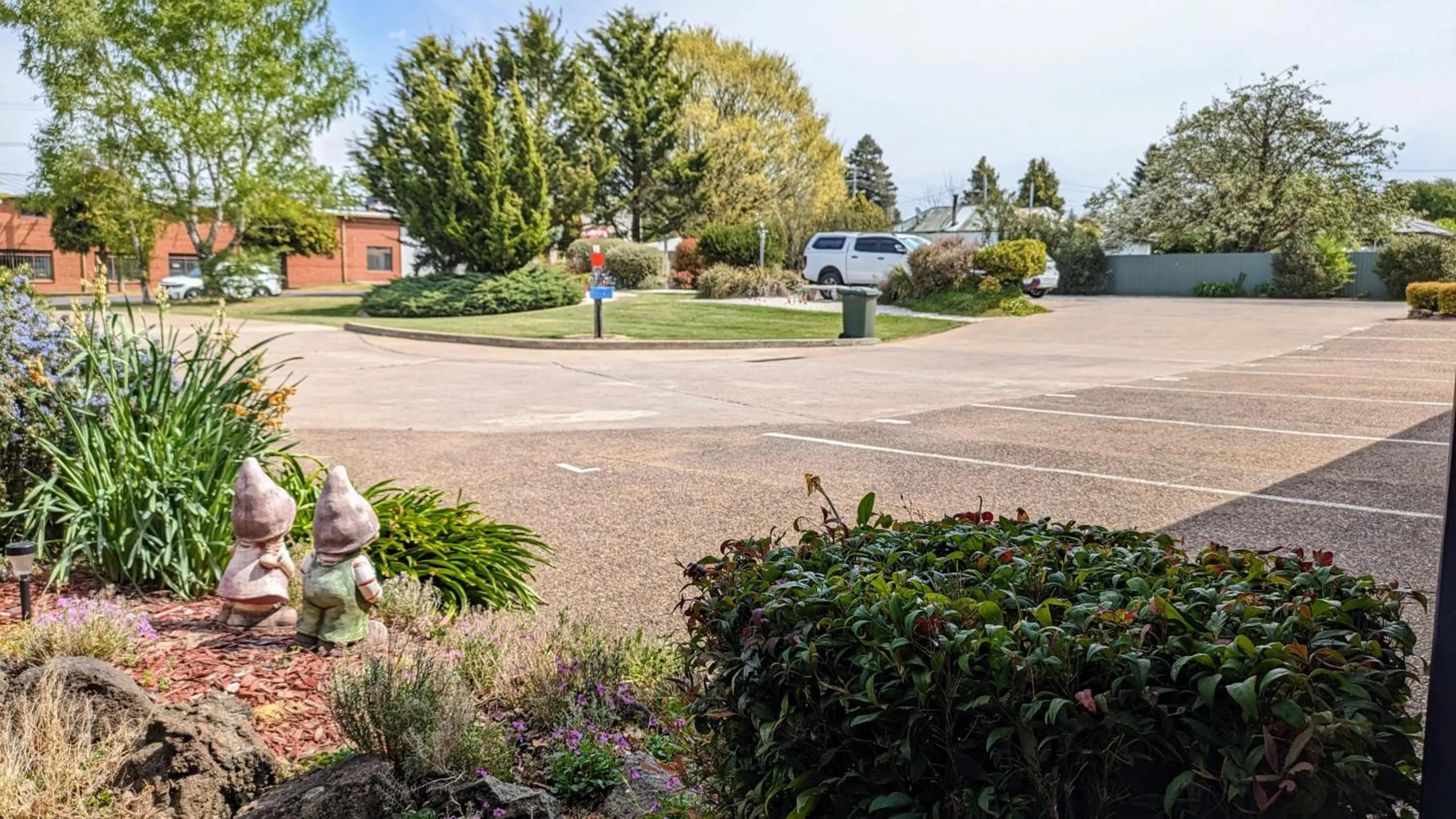 Garden in Highlands Motor Inn