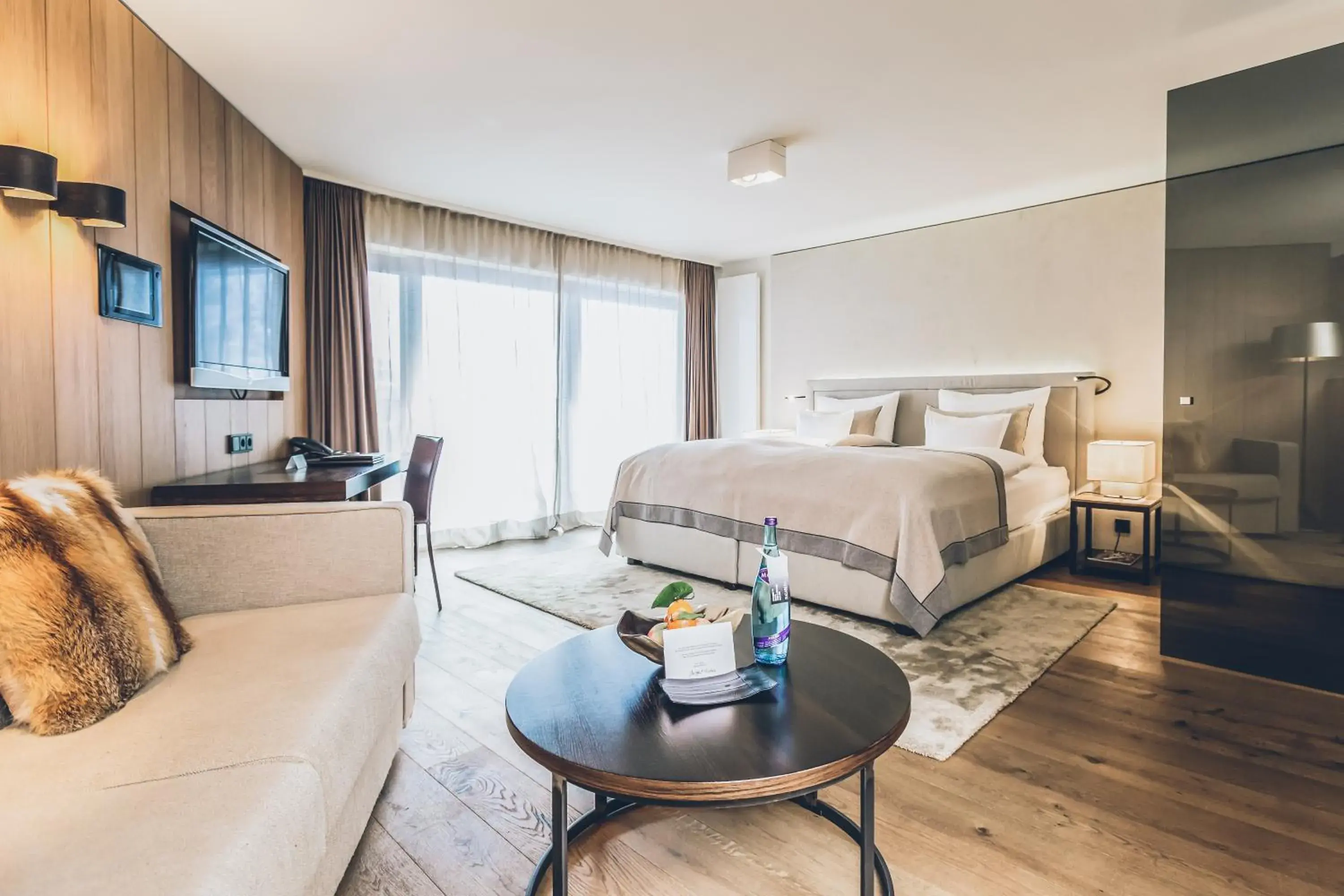 Deluxe Double Room with Balcony in Elizabeth Arthotel Adults Only Deluxe Double Room with Balcony in Elizabeth Arthotel Adults Only