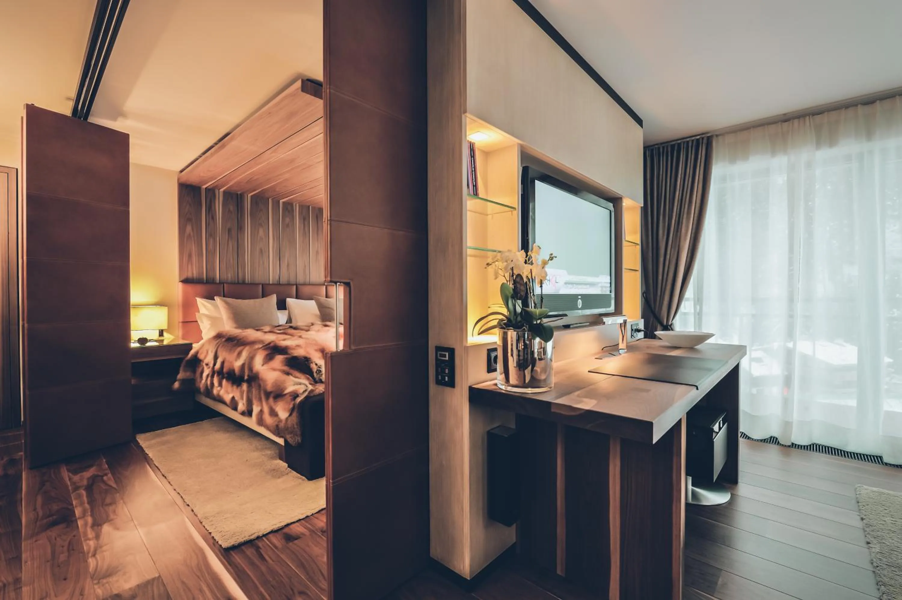 Bedroom, Bed in Elizabeth Arthotel Adults Only