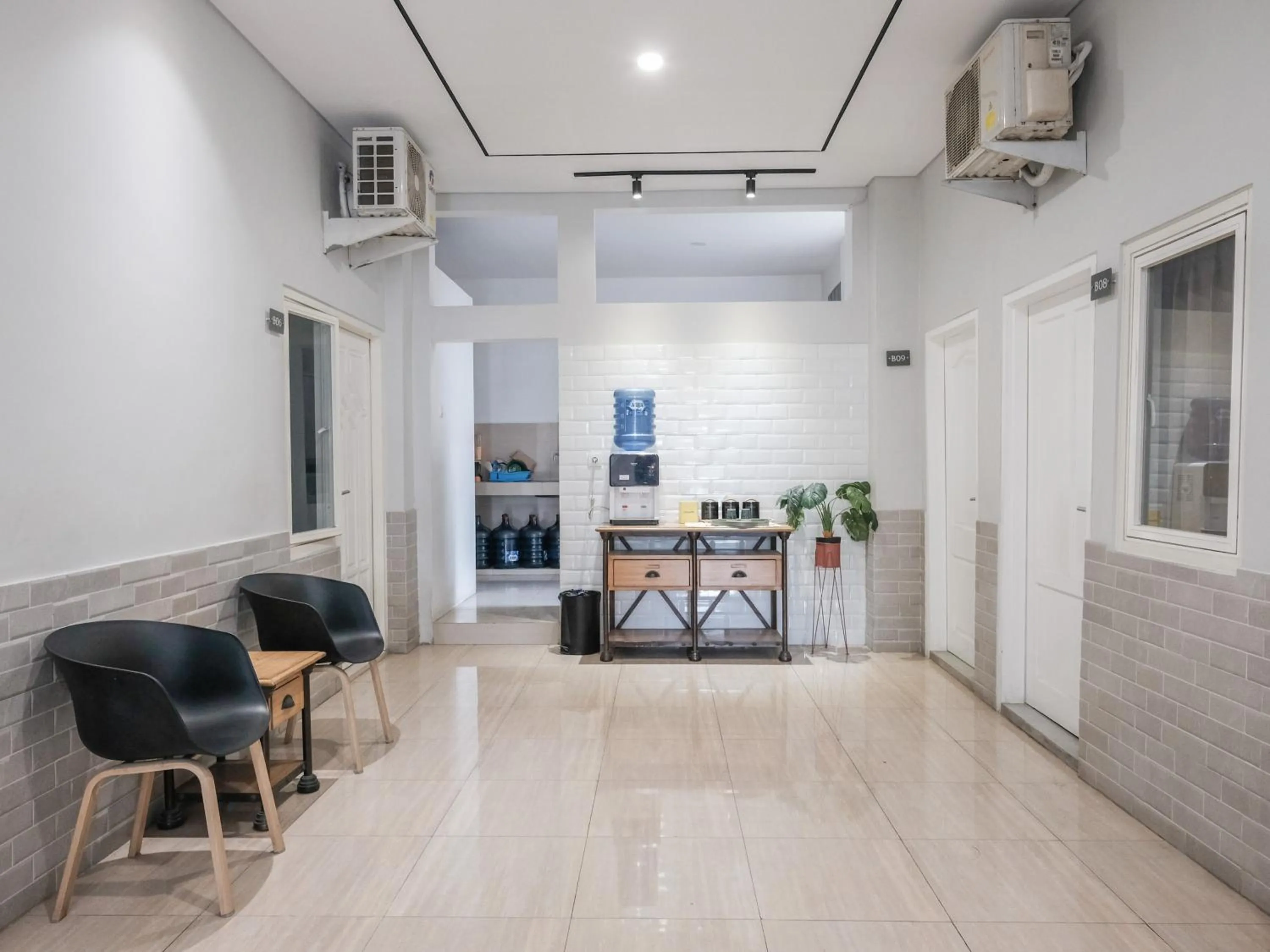 Property building in RedDoorz near Ciputra Golf Surabaya