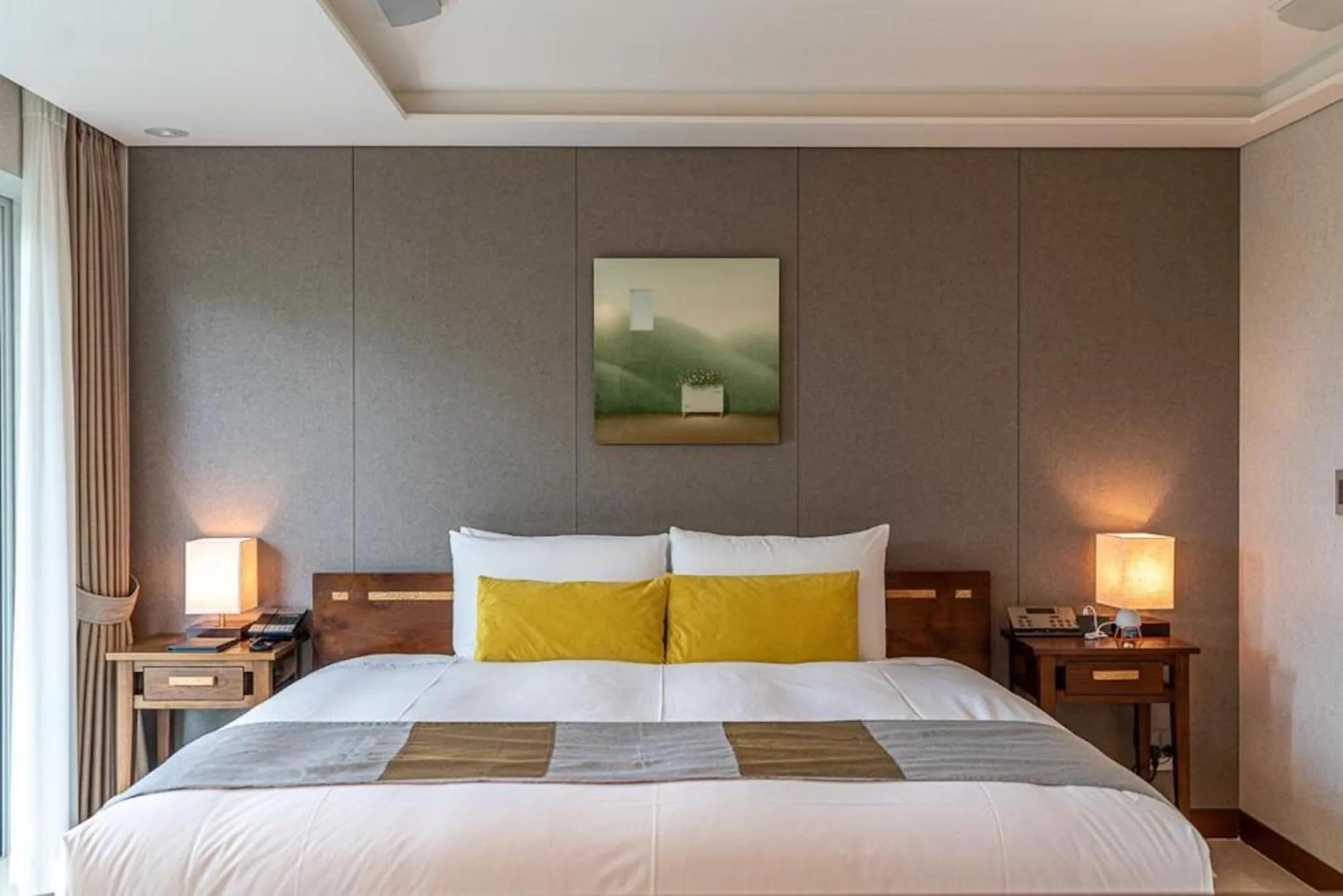 Bed in The Seaes Hotel & Resort