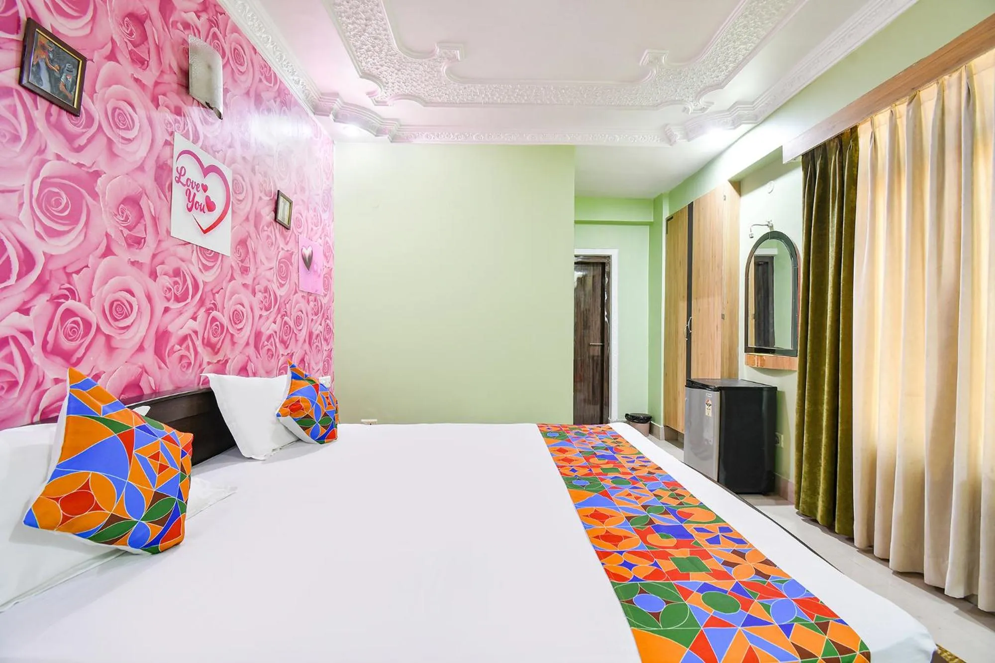 Bed in FabHotel Elements Inn