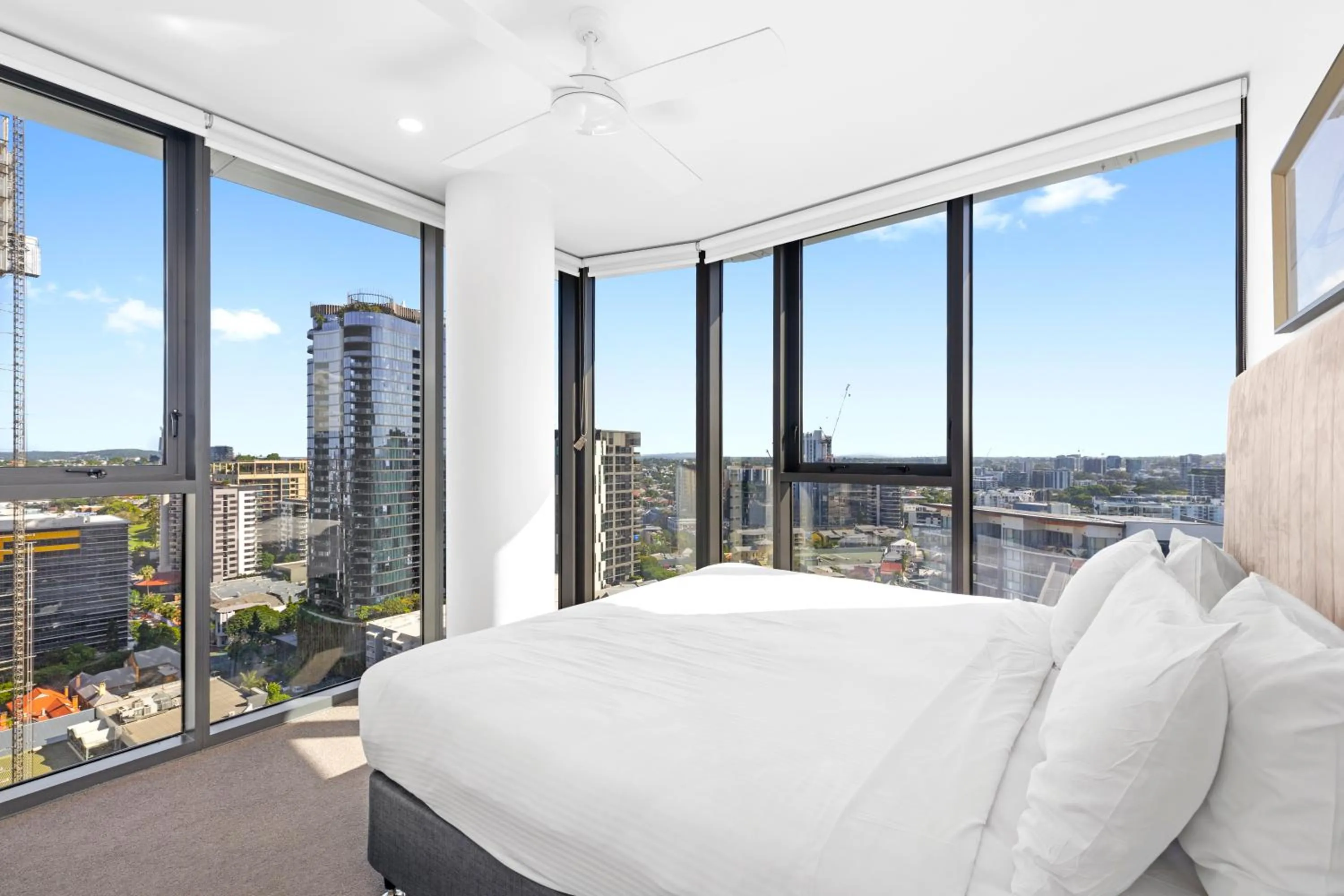 Bed in Brisbane One Apartments by CLLIX