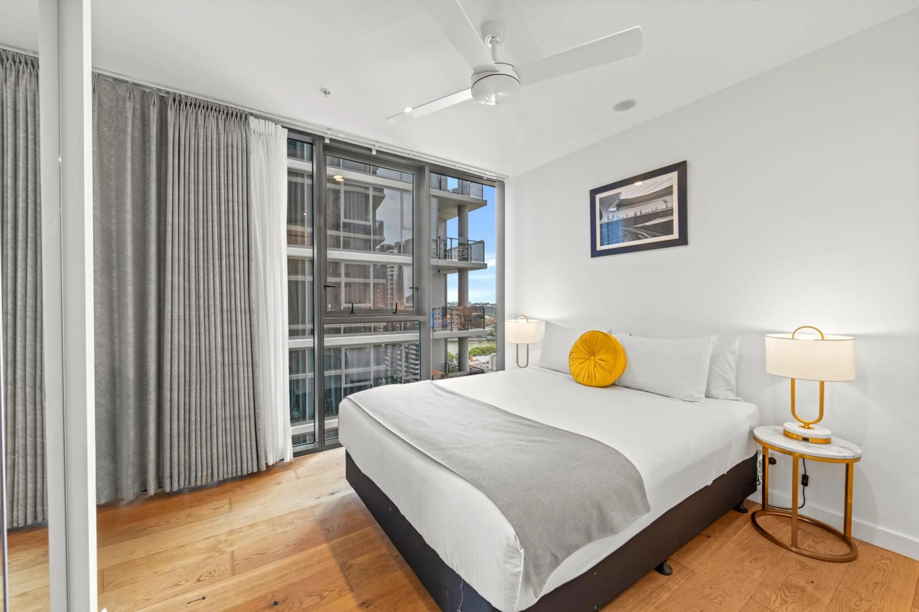 Bed in Brisbane One Apartments by CLLIX