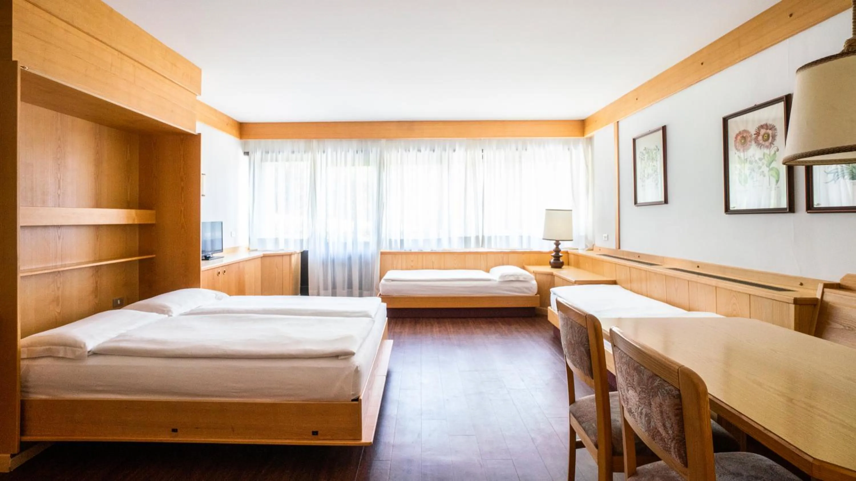 Bed in Ambiez Residencehotel