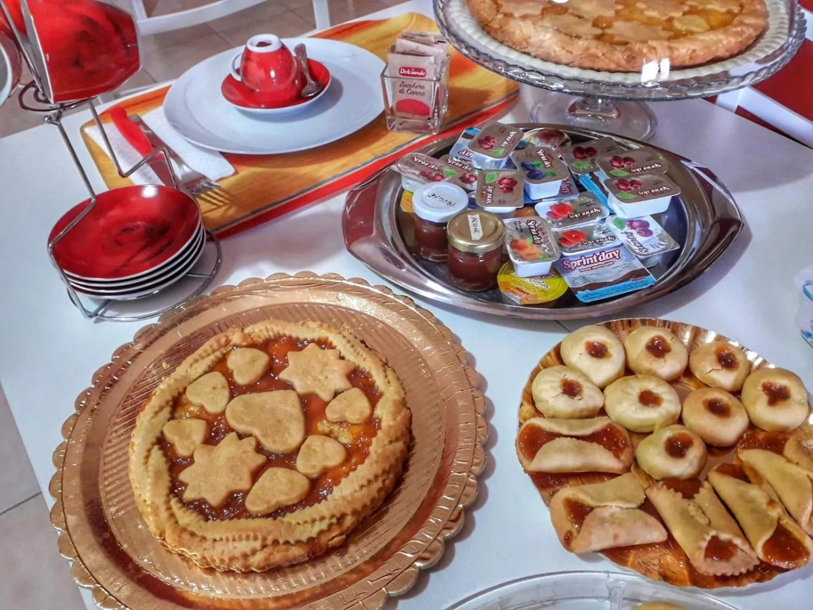 Italian breakfast in B&b Villa Santa Sofia by holidayngo