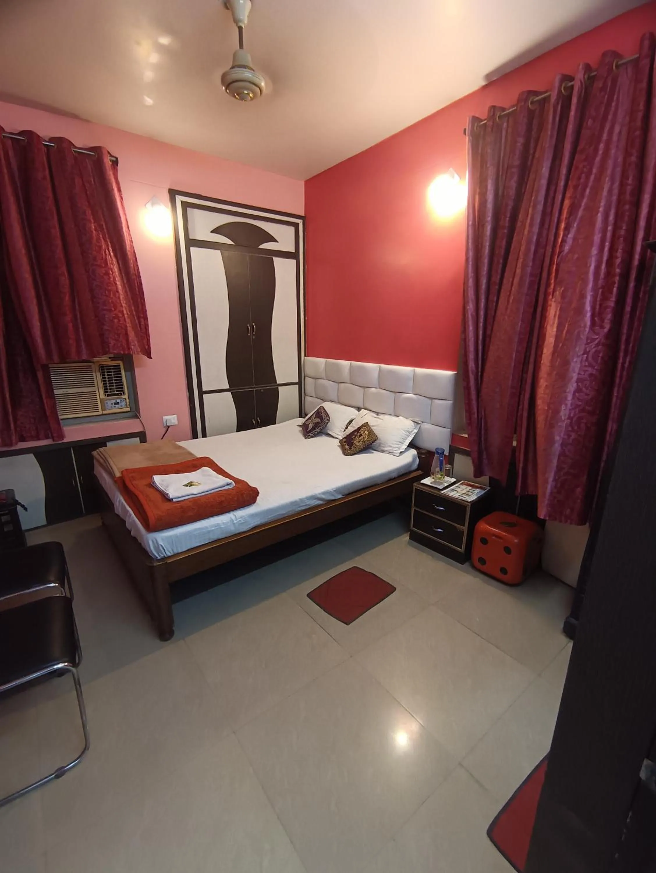 Bed in Hotel Viraat Inn Gaya