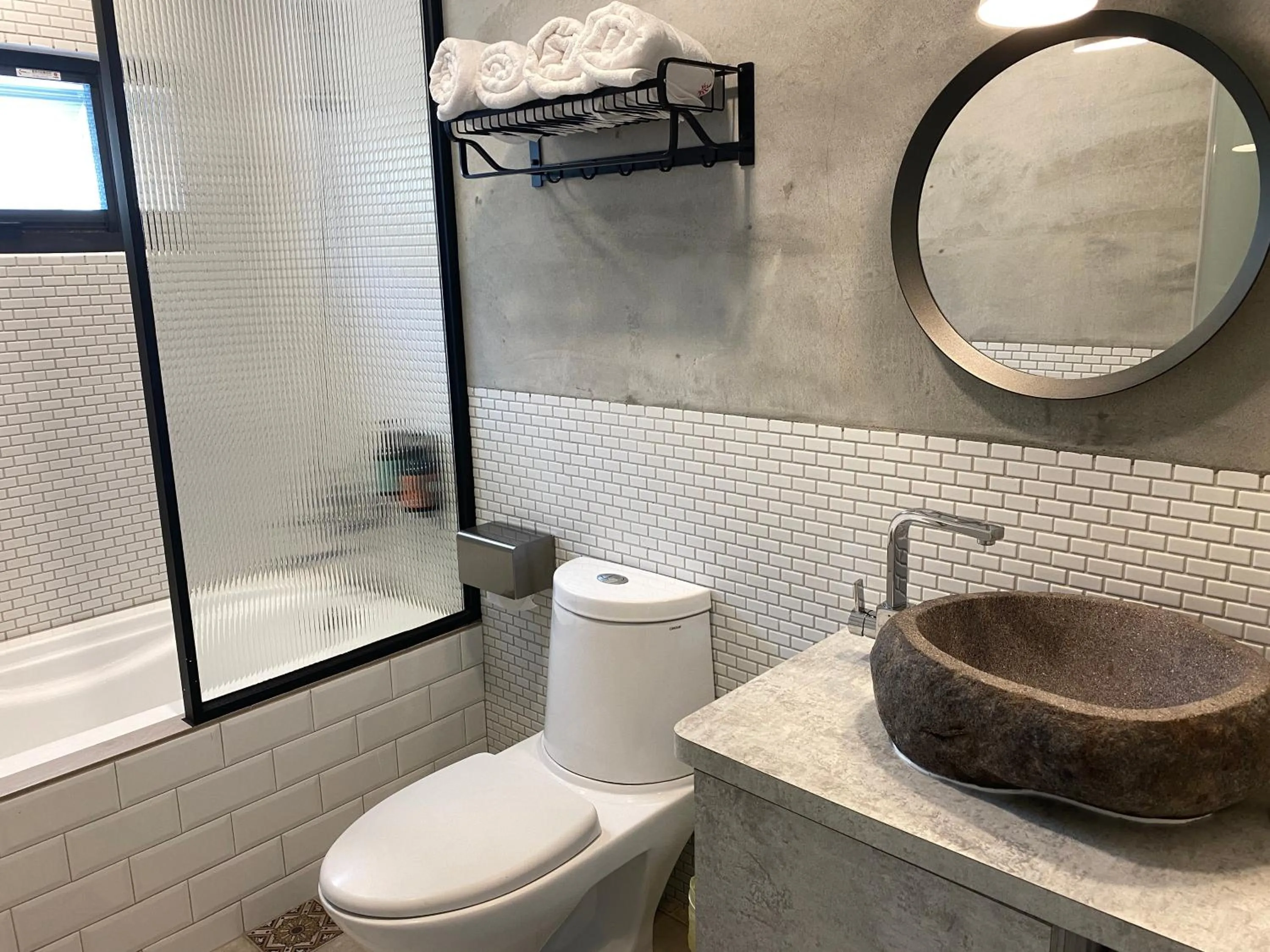 Bathroom in Kenting Sunhow Inn