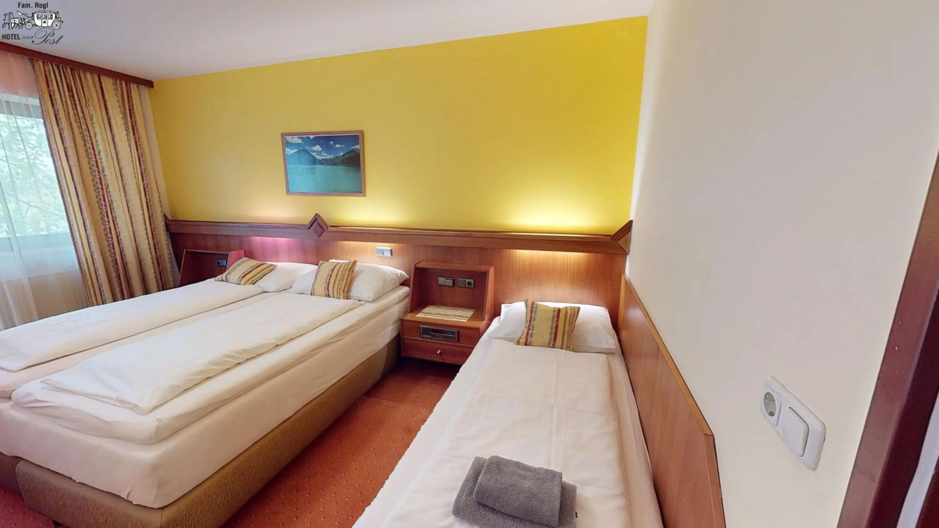 Bedroom, Bed in Hotel zur Post