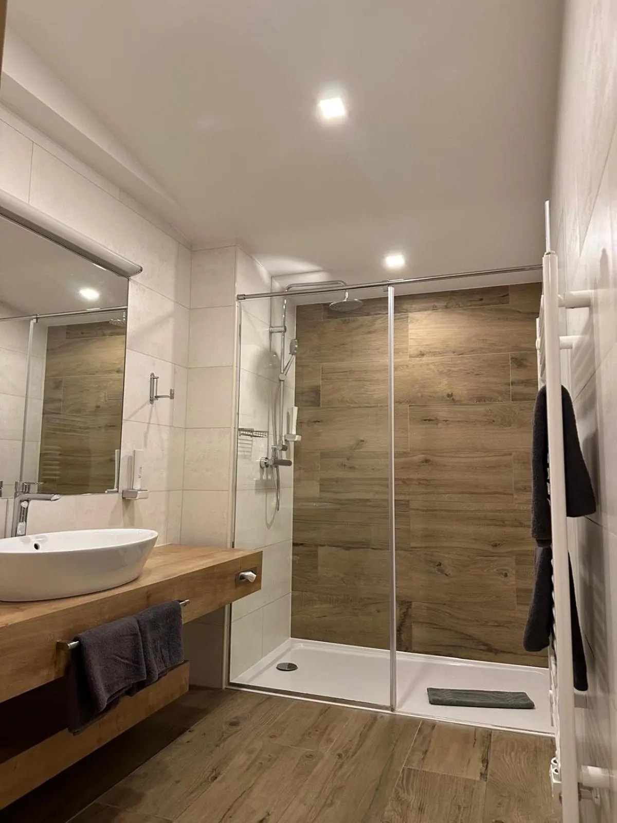 Bathroom in Hotel zur Post