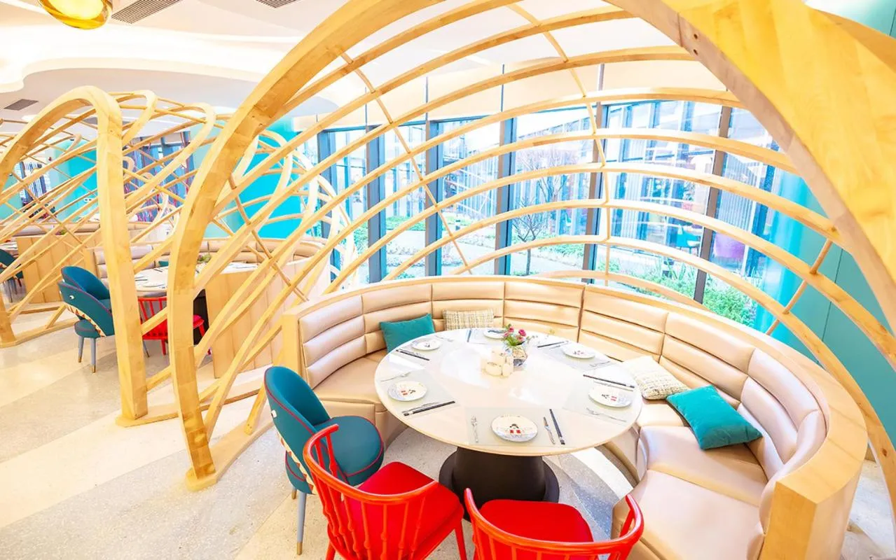 Restaurant/places to eat in Shanghai Haichang Ocean Park Resort Hotel