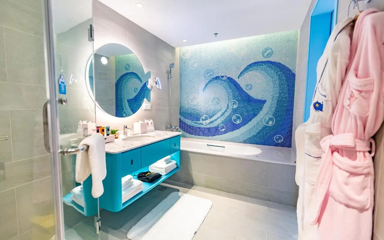 Bathroom in Shanghai Haichang Ocean Park Resort Hotel