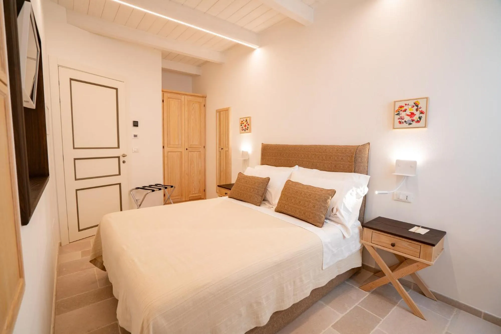 Bedroom, Bed in Quintessenza Luxury Domus